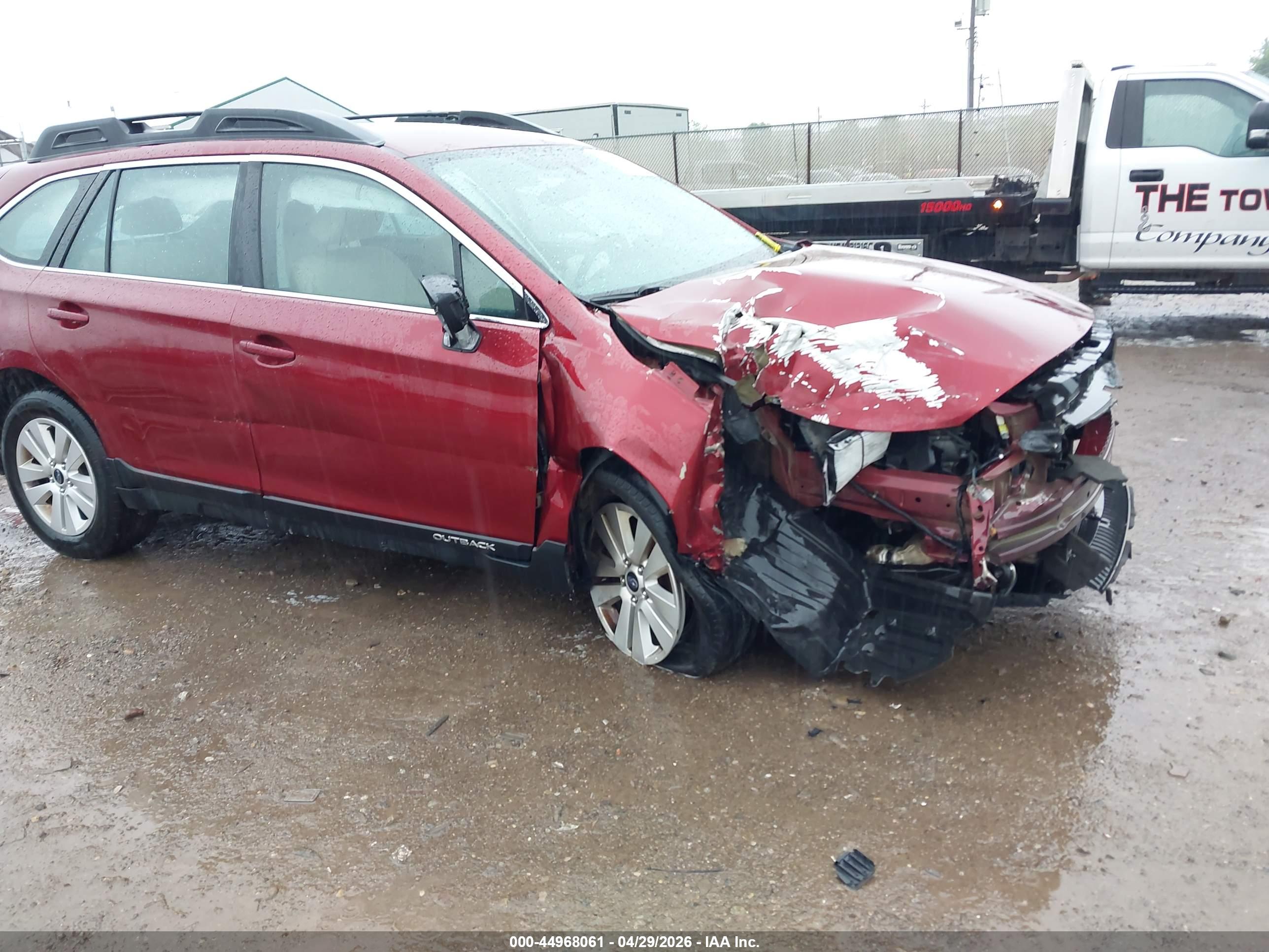 SUBARU OUTBACK image 6