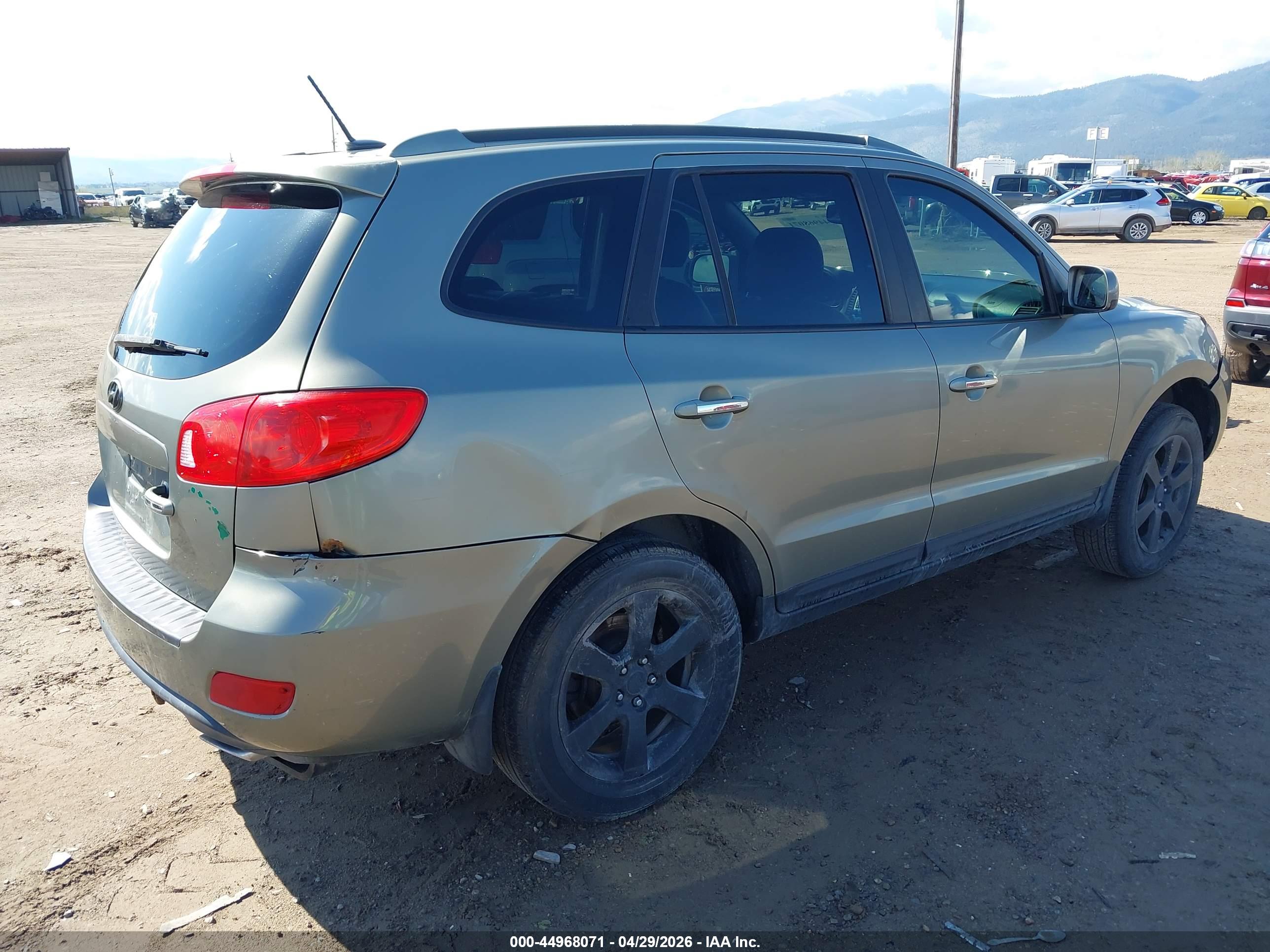 HYUNDAI SANTA image 4