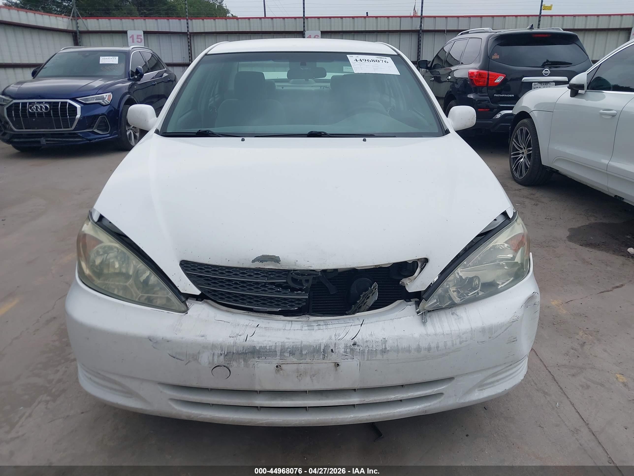 TOYOTA CAMRY image 6
