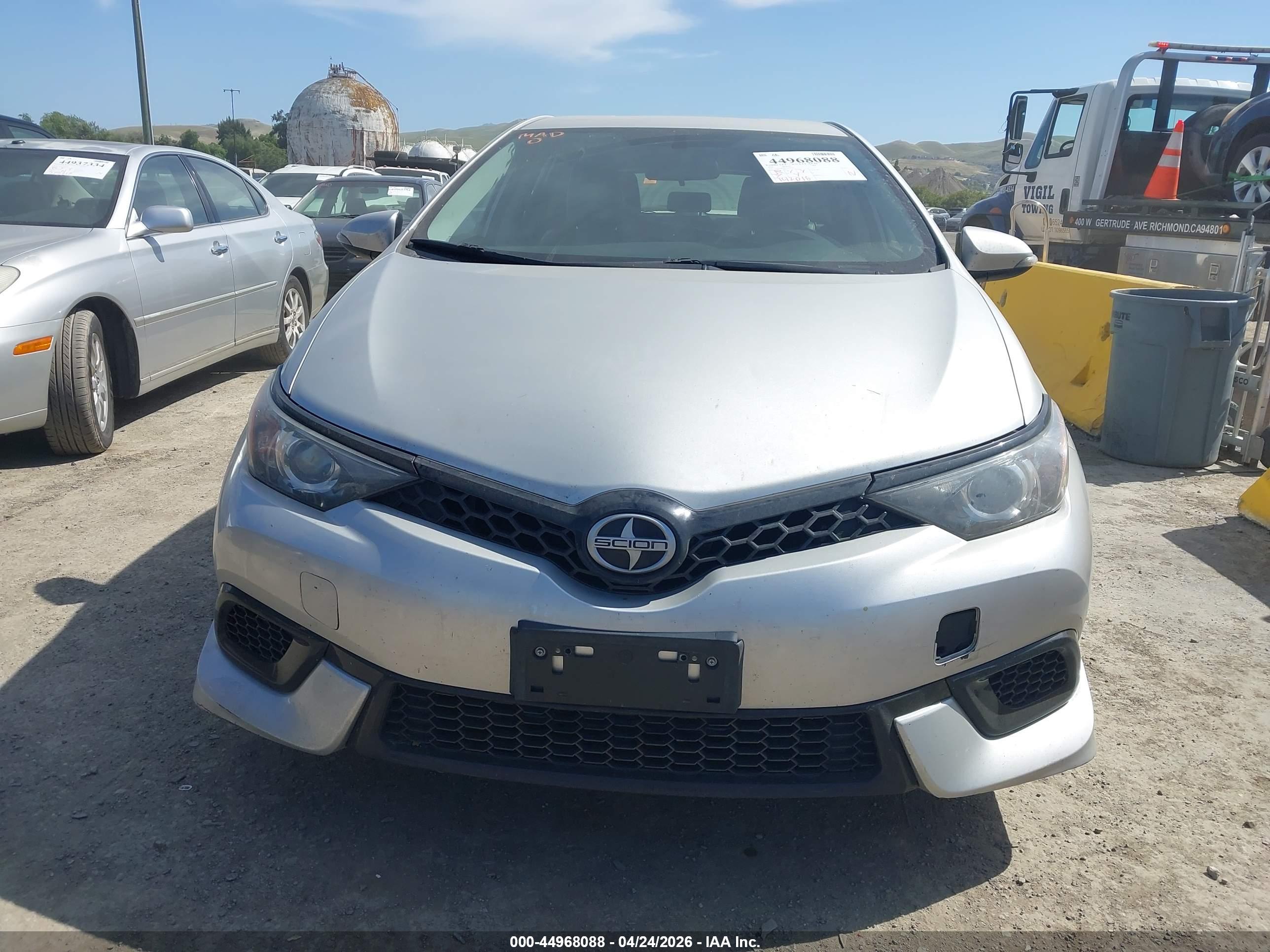 SCION IM image 6