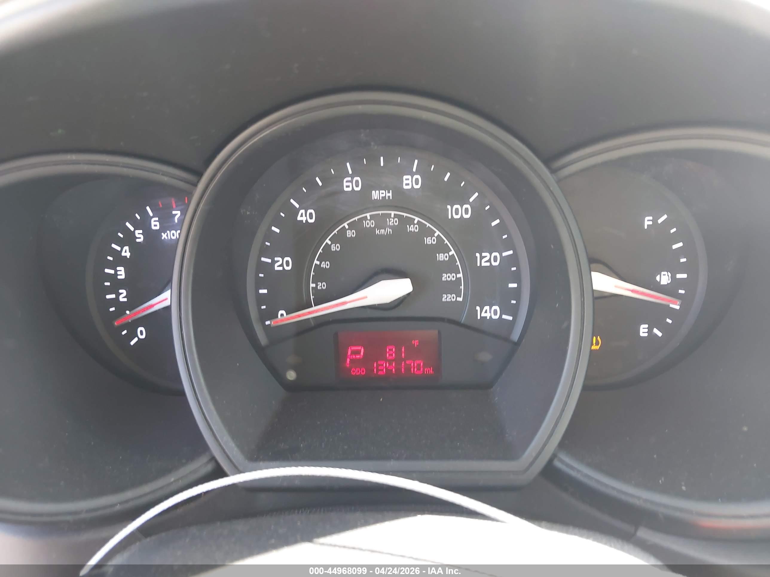 KIA RIO image 7