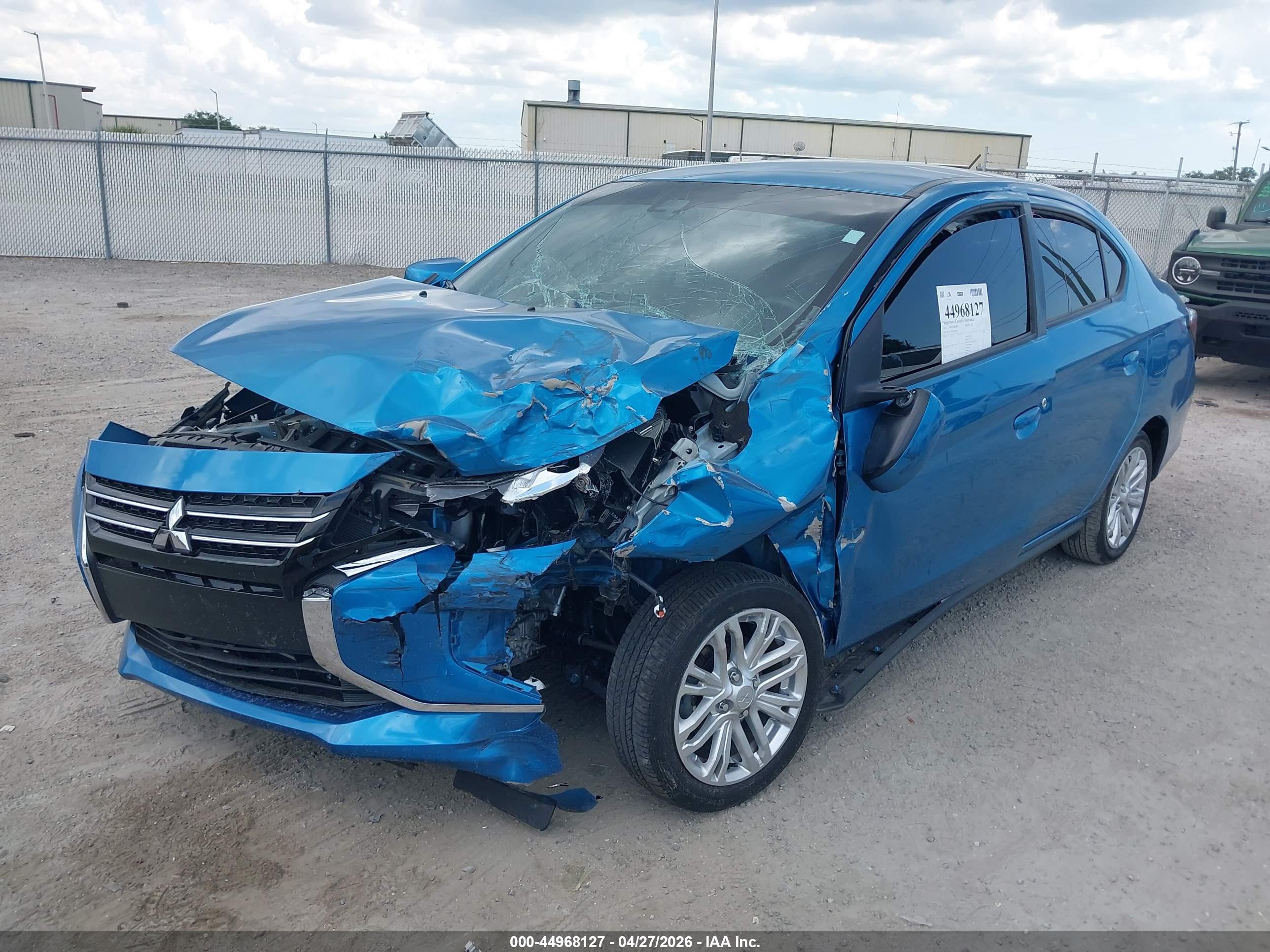 MITSUBISHI MIRAGE image 2