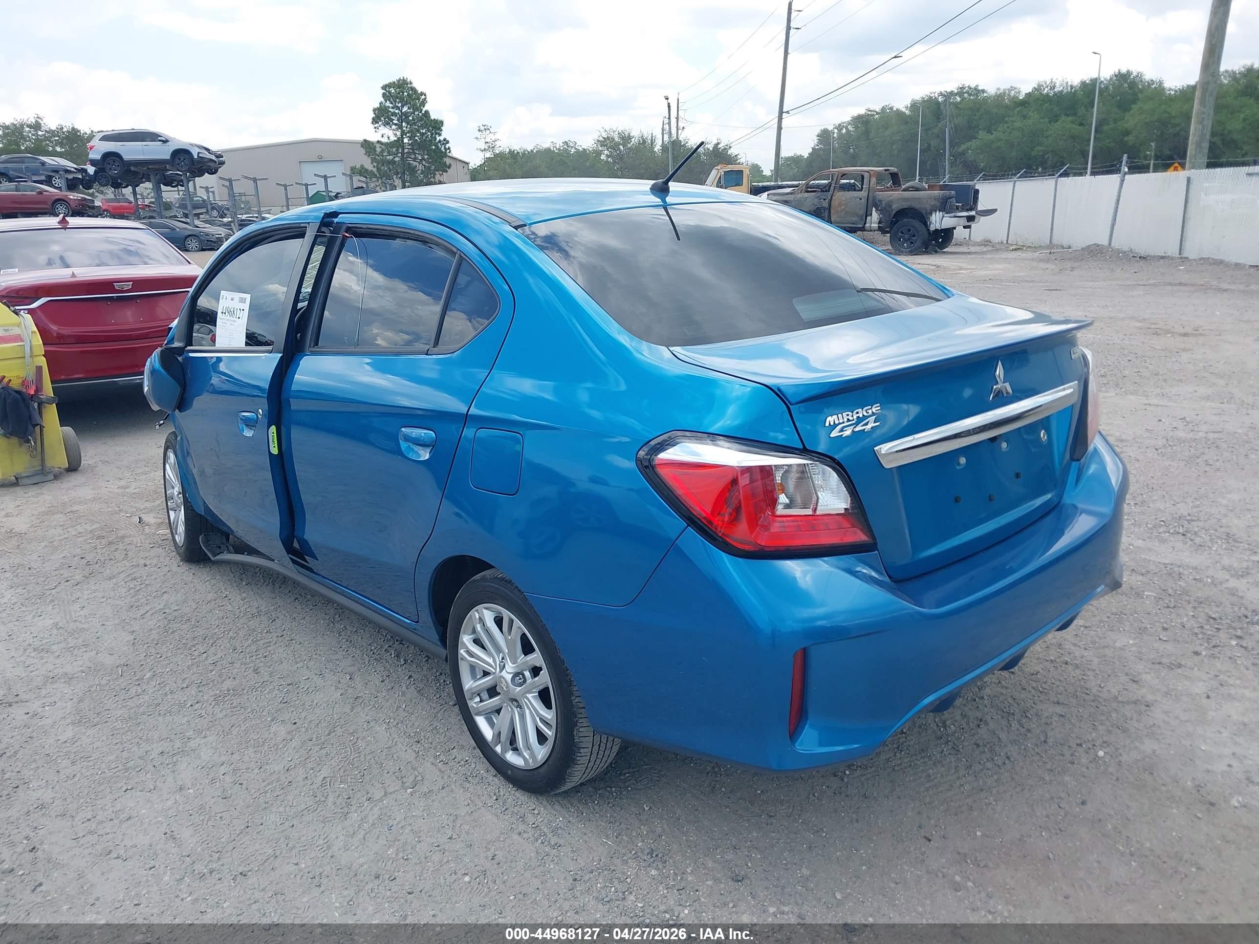 MITSUBISHI MIRAGE image 3