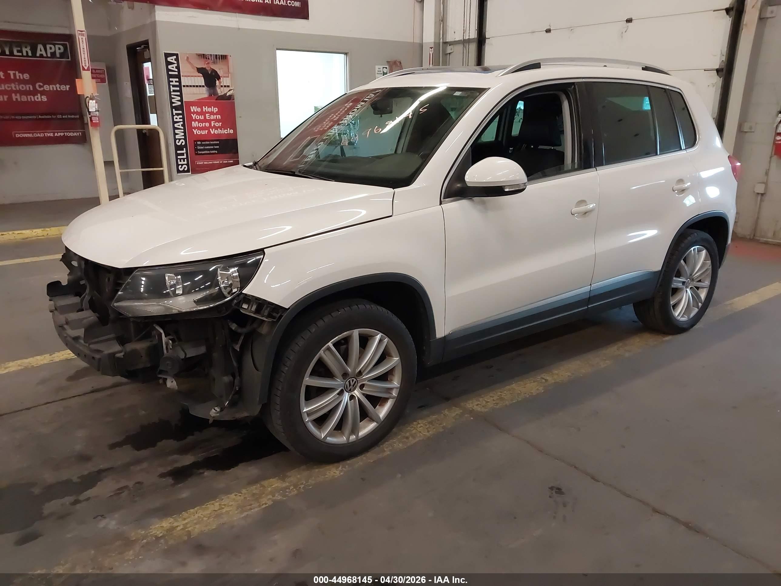 VOLKSWAGEN TIGUAN image 2
