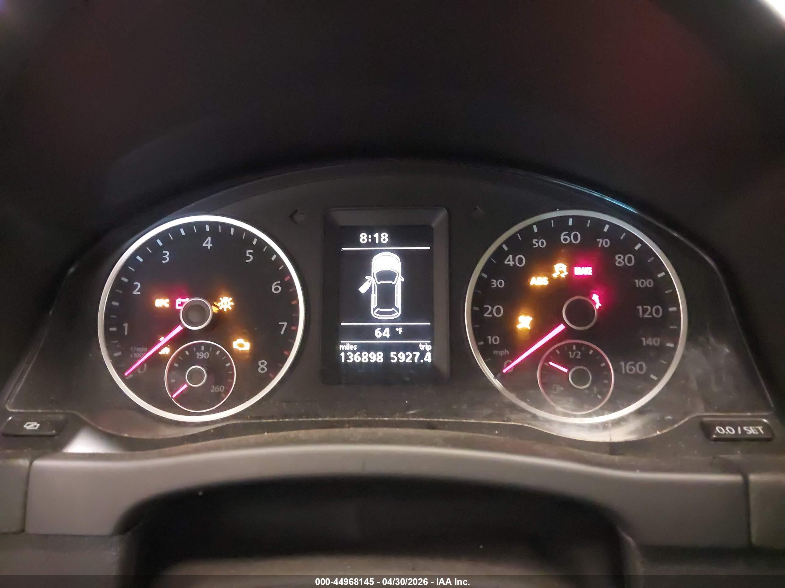 VOLKSWAGEN TIGUAN image 7