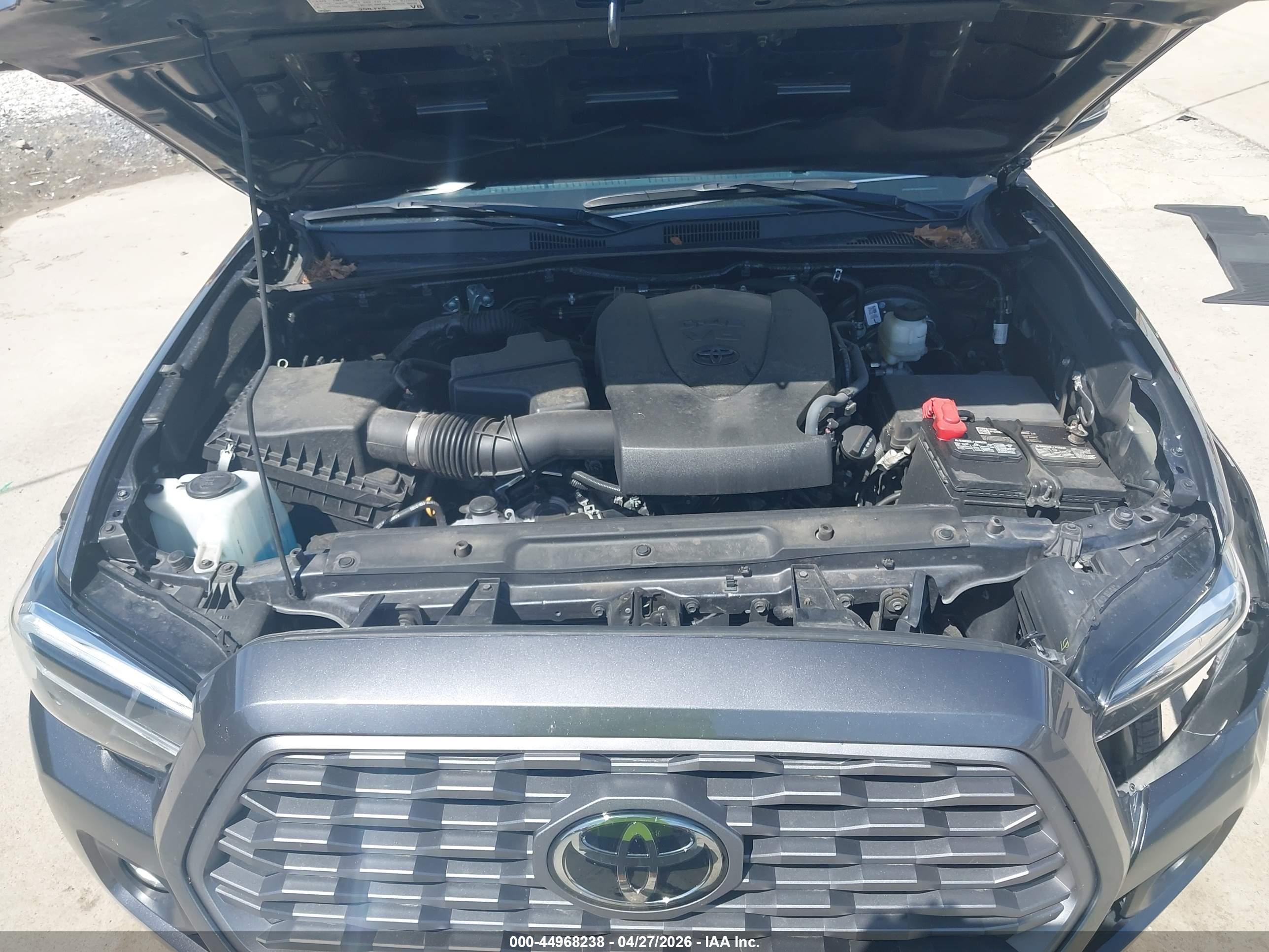 TOYOTA TACOMA image 10