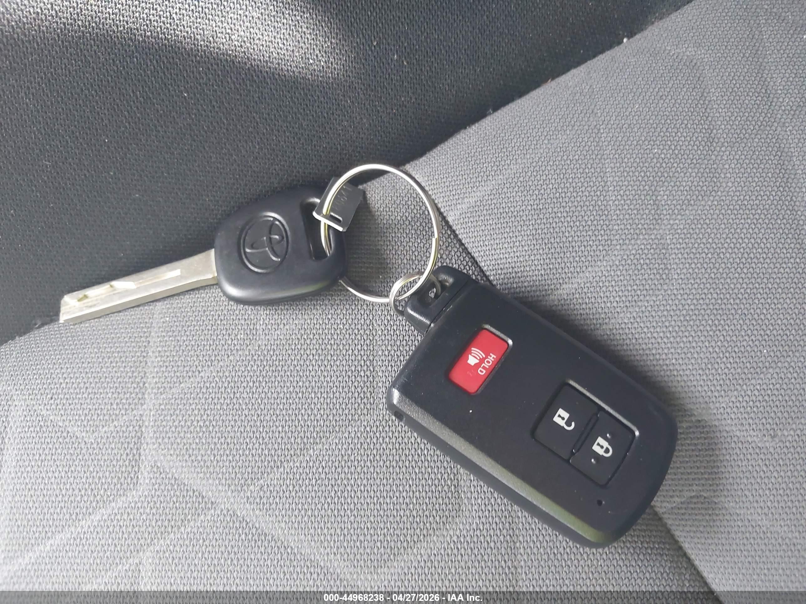 TOYOTA TACOMA image 11