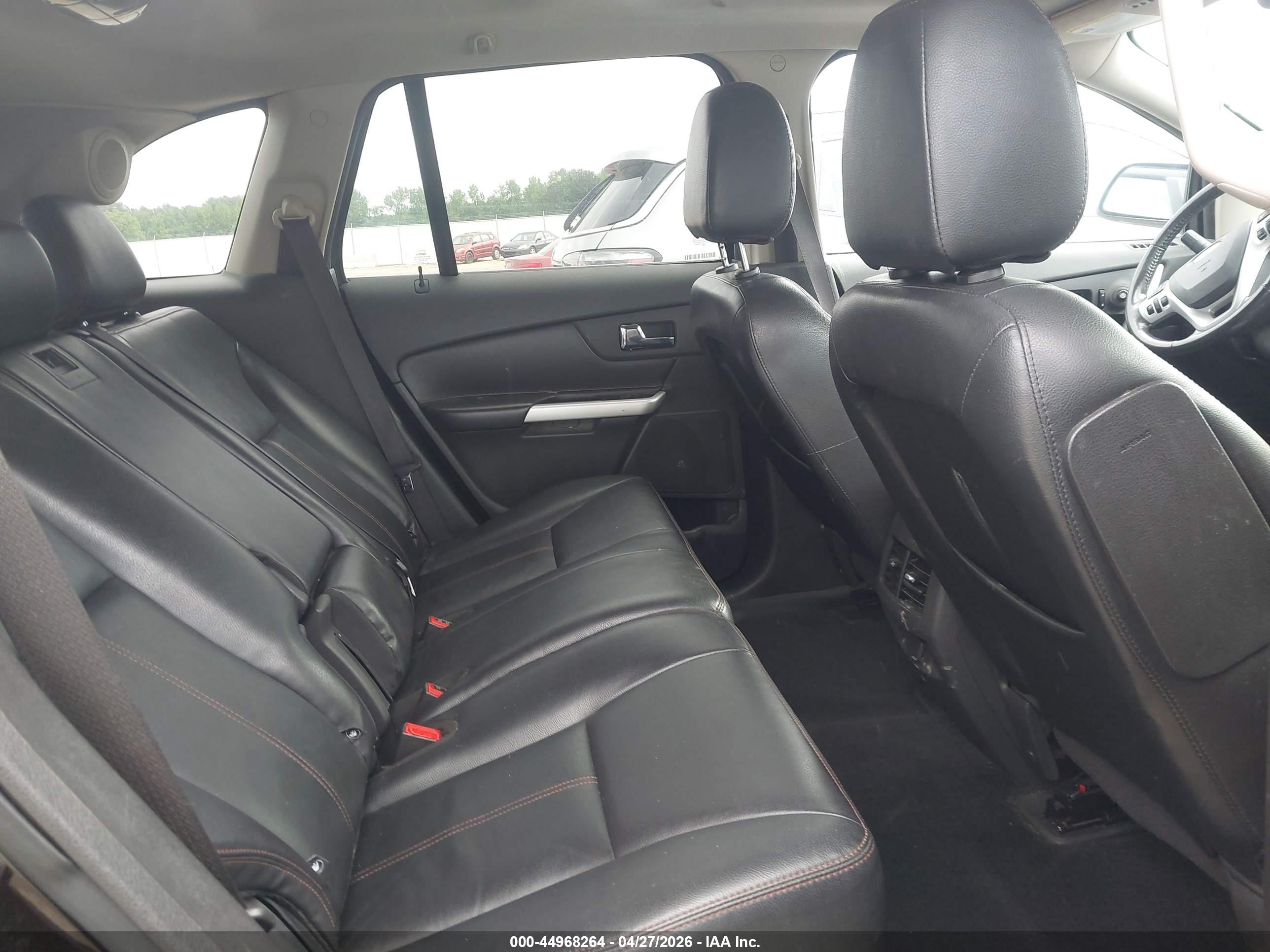 FORD EDGE image 8