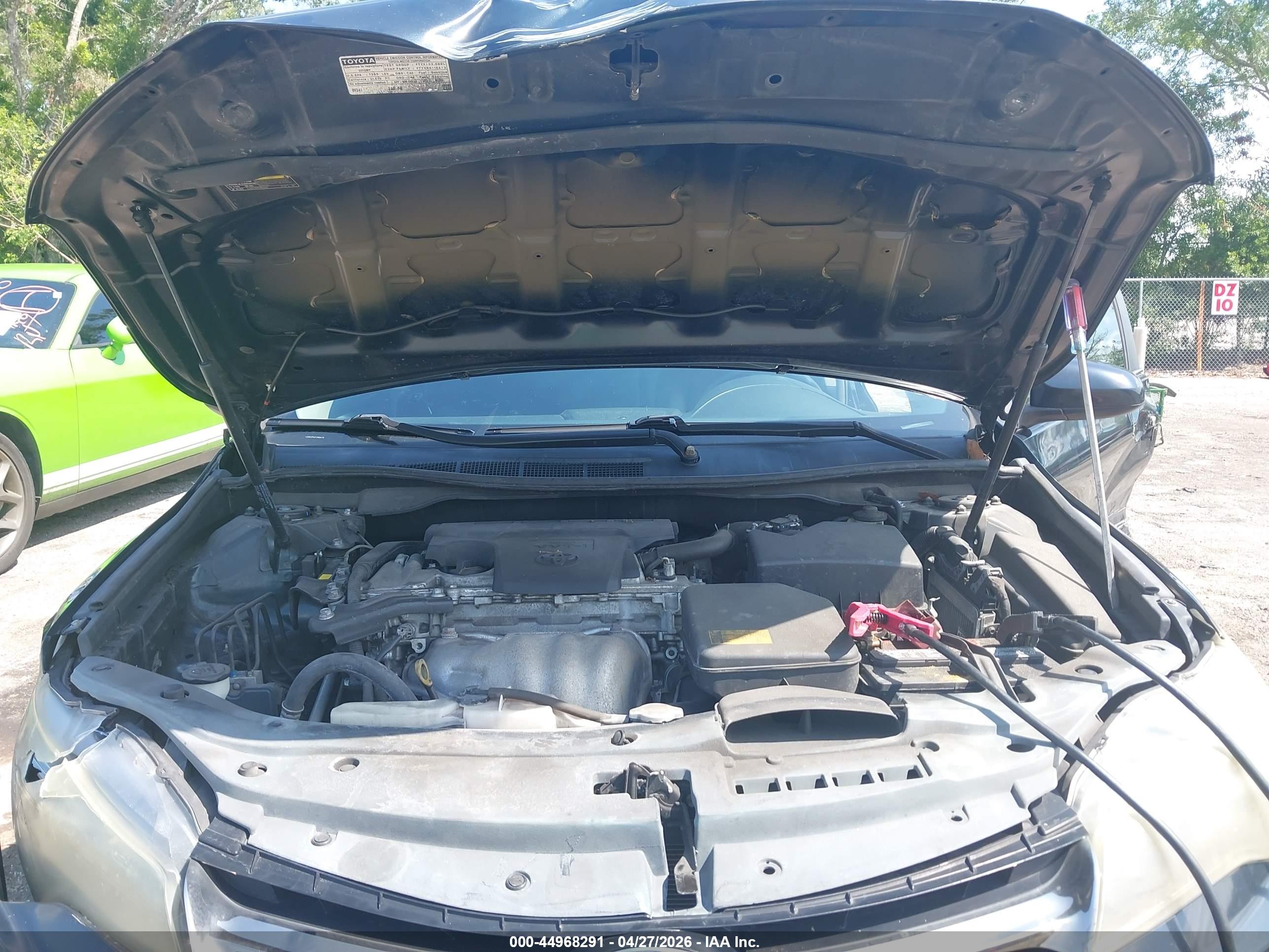 TOYOTA CAMRY image 10