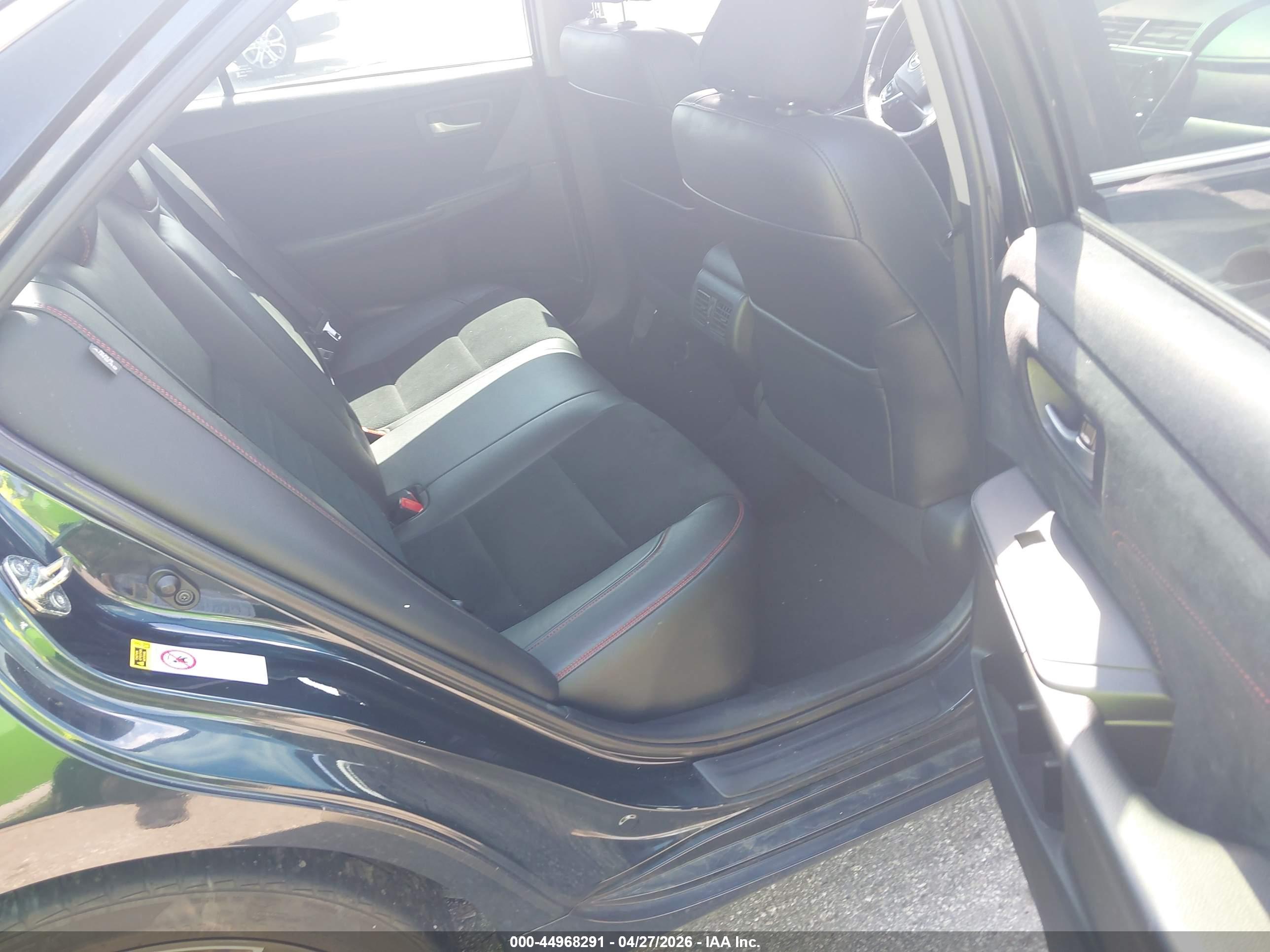 TOYOTA CAMRY image 8