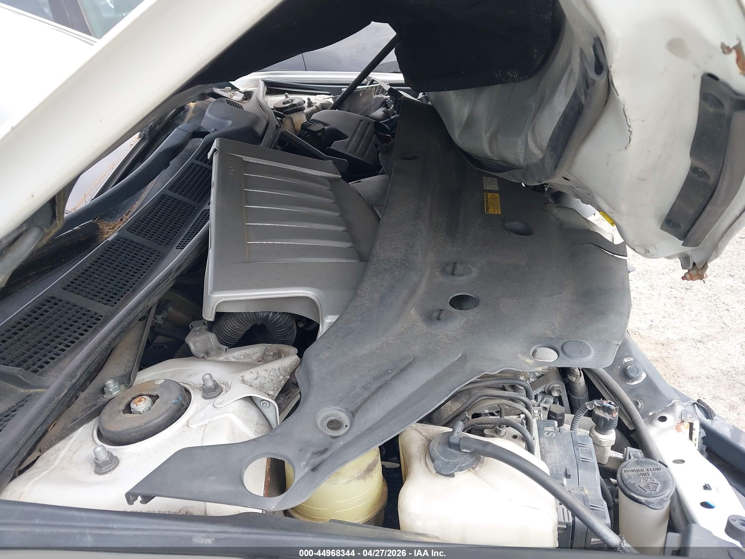 TOYOTA AVALON image 10