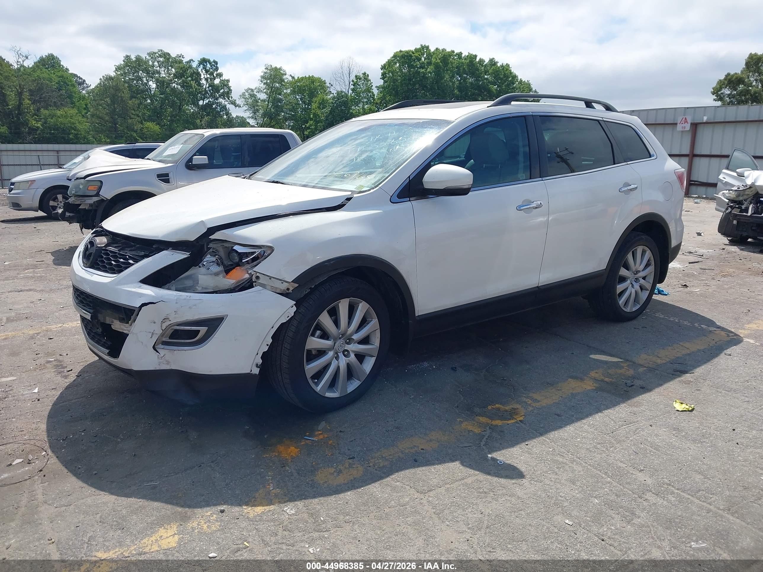 MAZDA CX-9 image 2