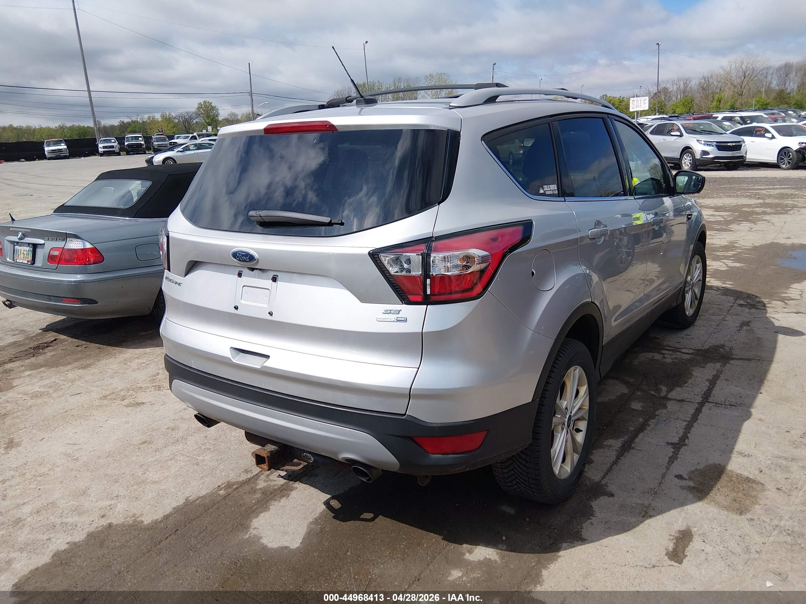 FORD ESCAPE image 4