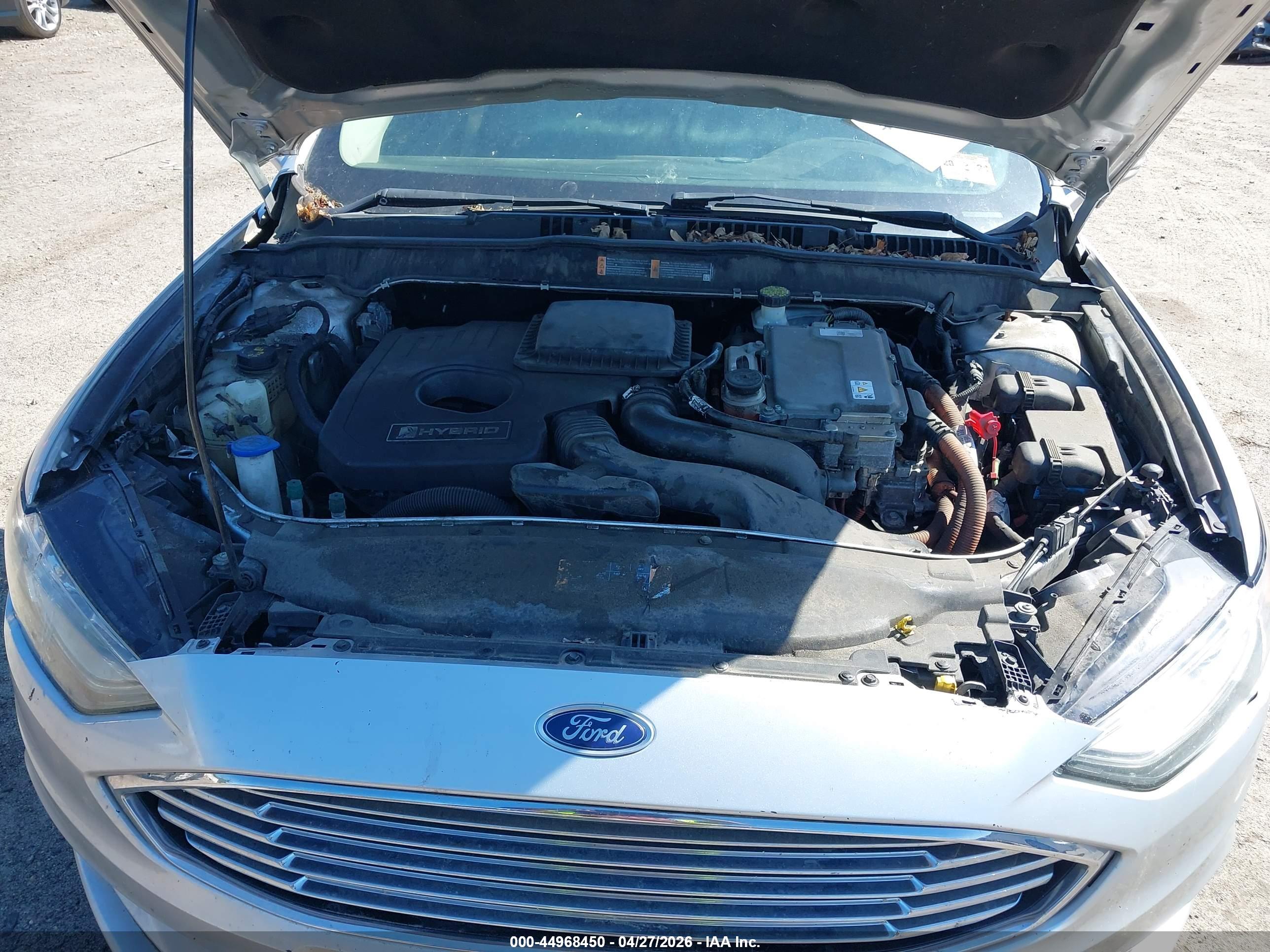 FORD FUSION image 10