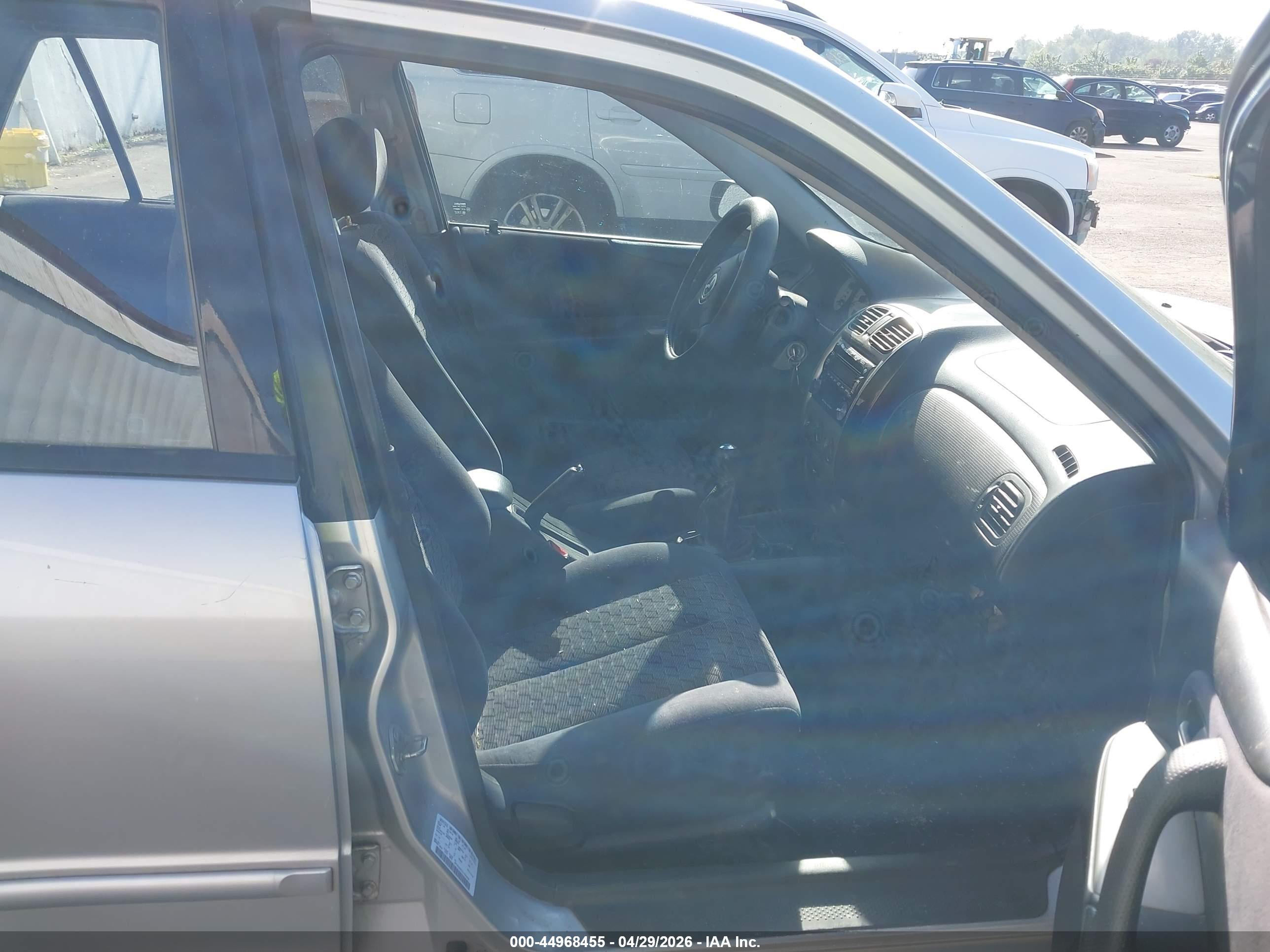 MAZDA PROTEGE5 image 5