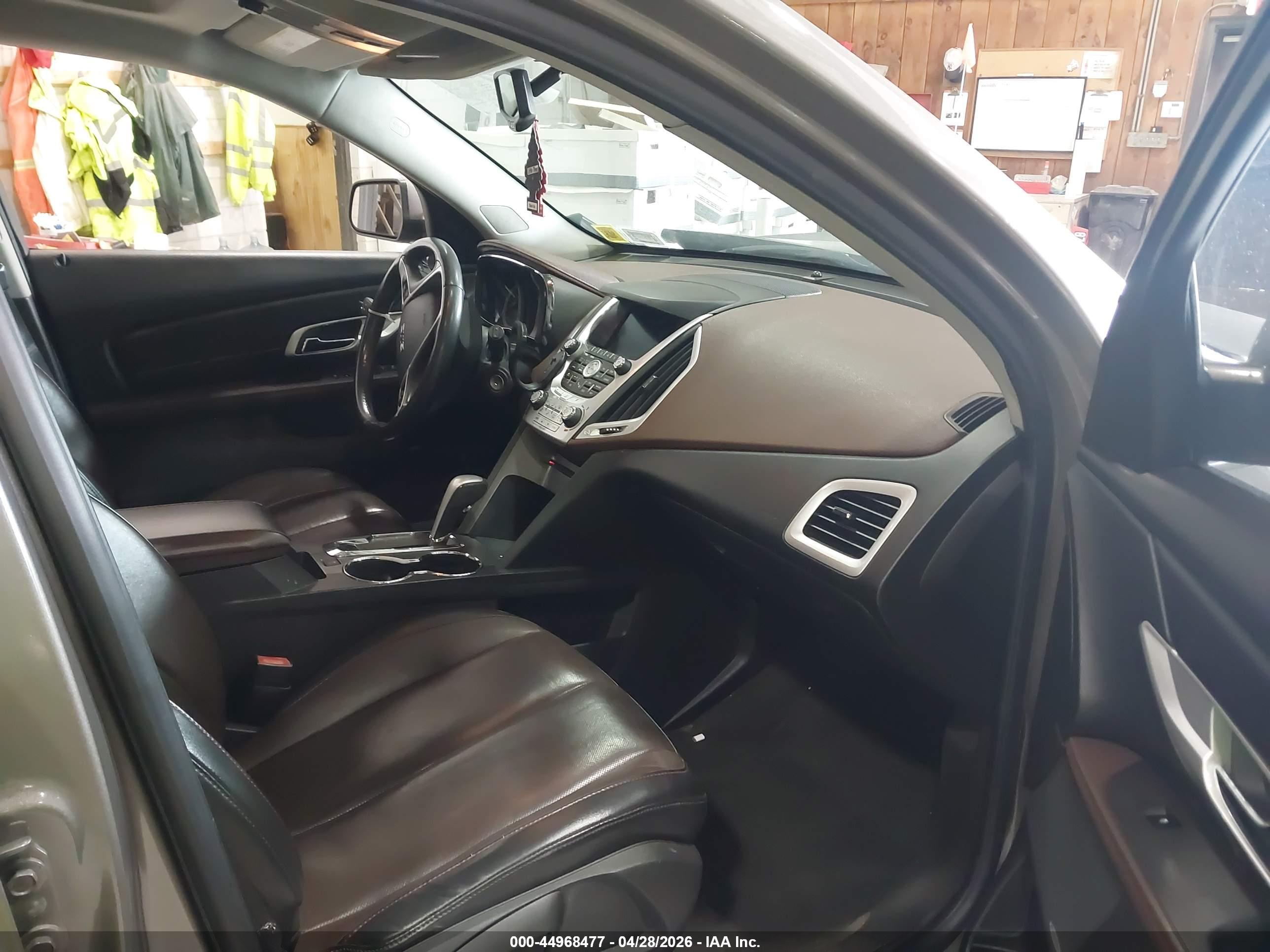 GMC TERRAIN image 5