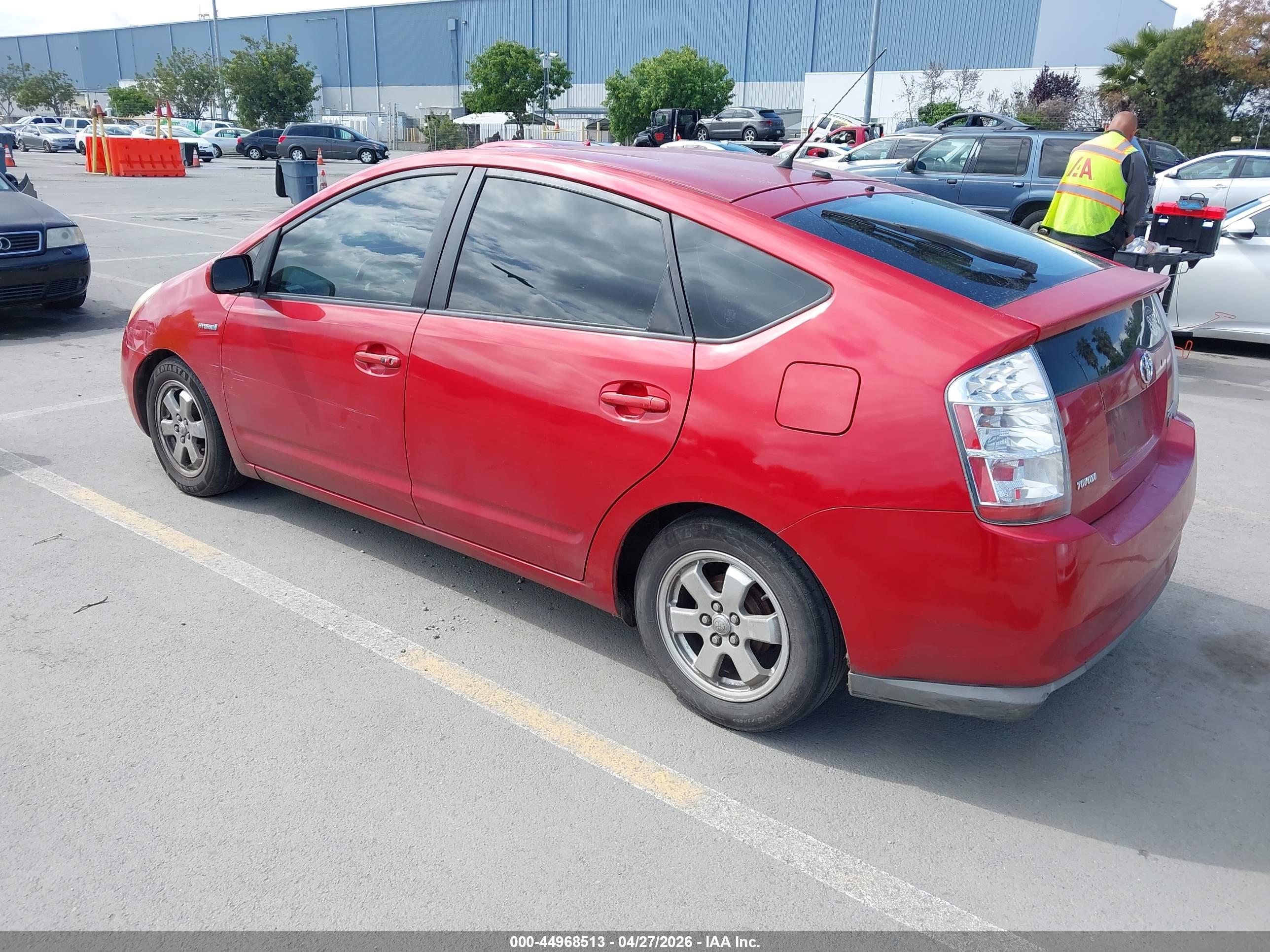 TOYOTA PRIUS image 3