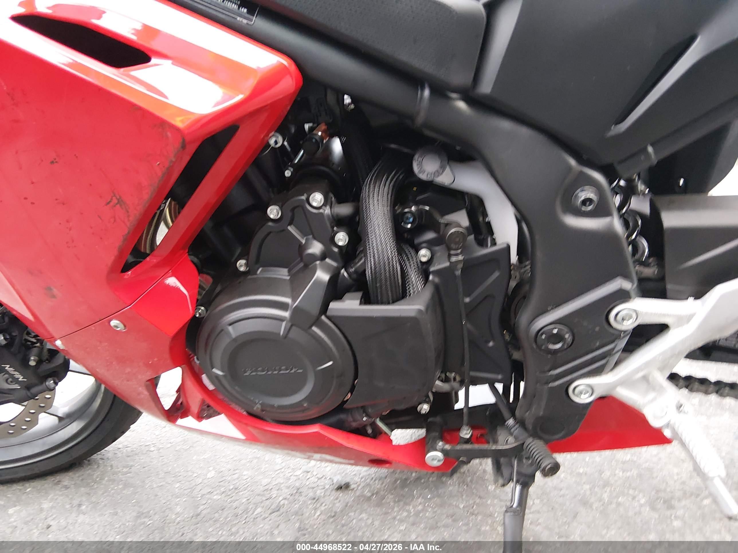 HONDA CBR500 image 9