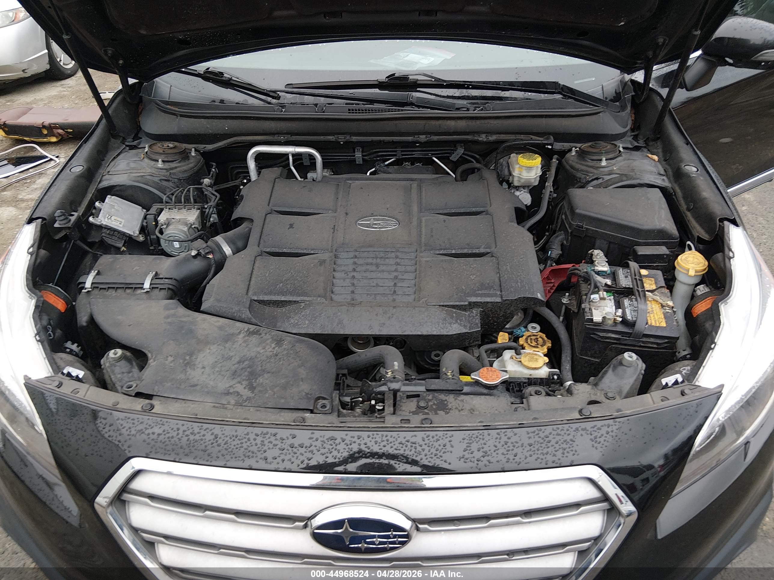 SUBARU OUTBACK image 10