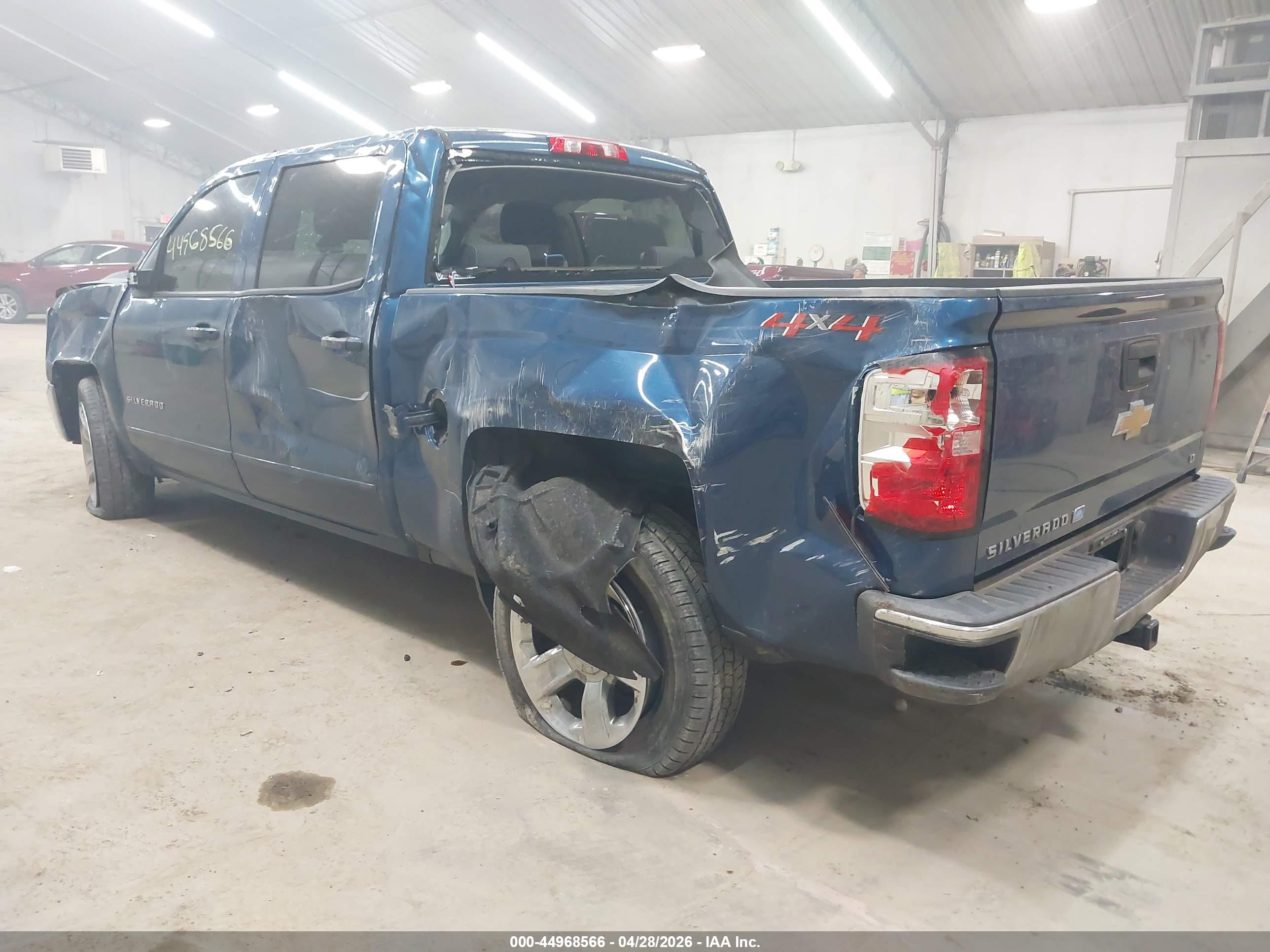 CHEVROLET SILVERADO image 3