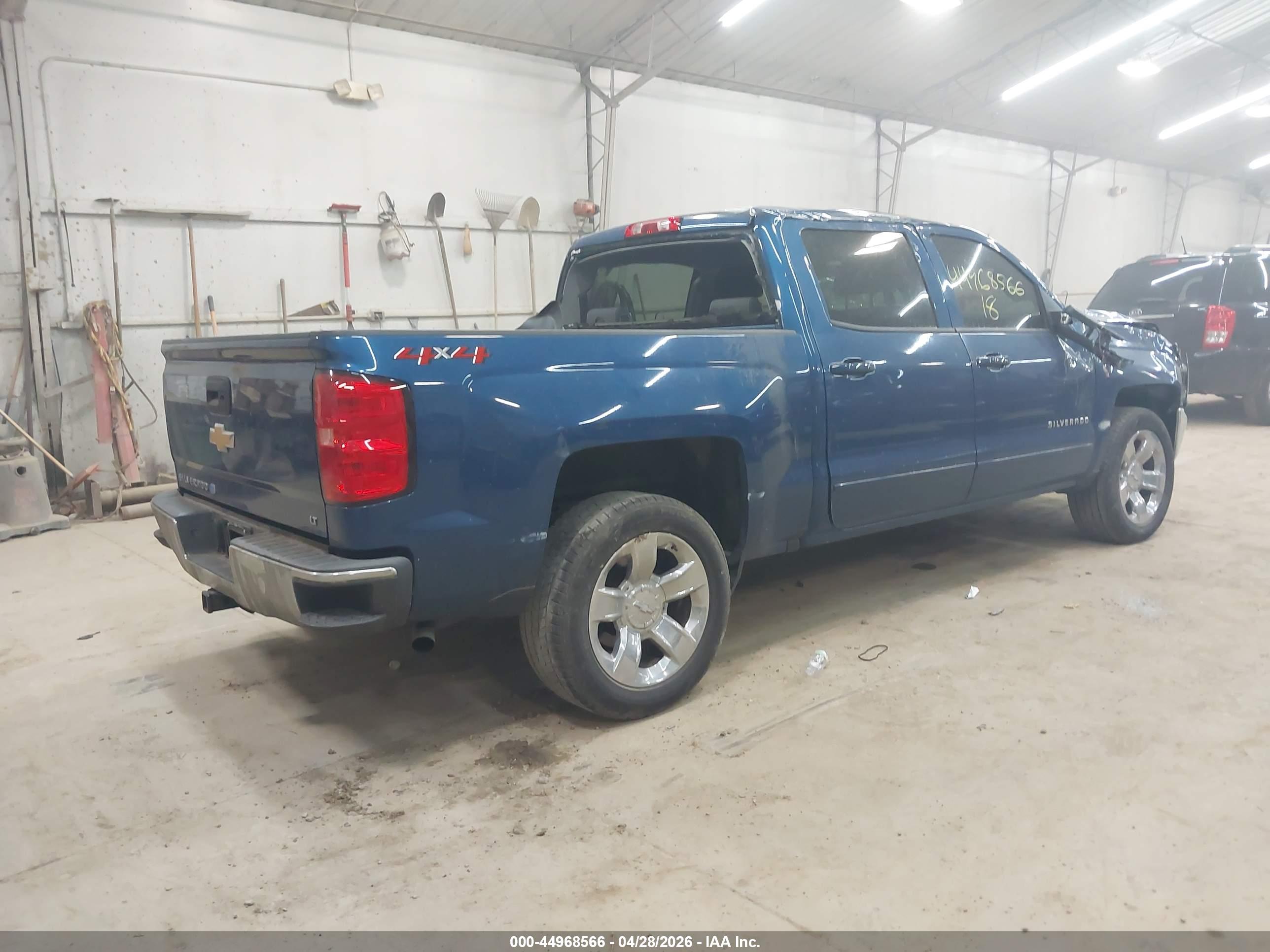 CHEVROLET SILVERADO image 4