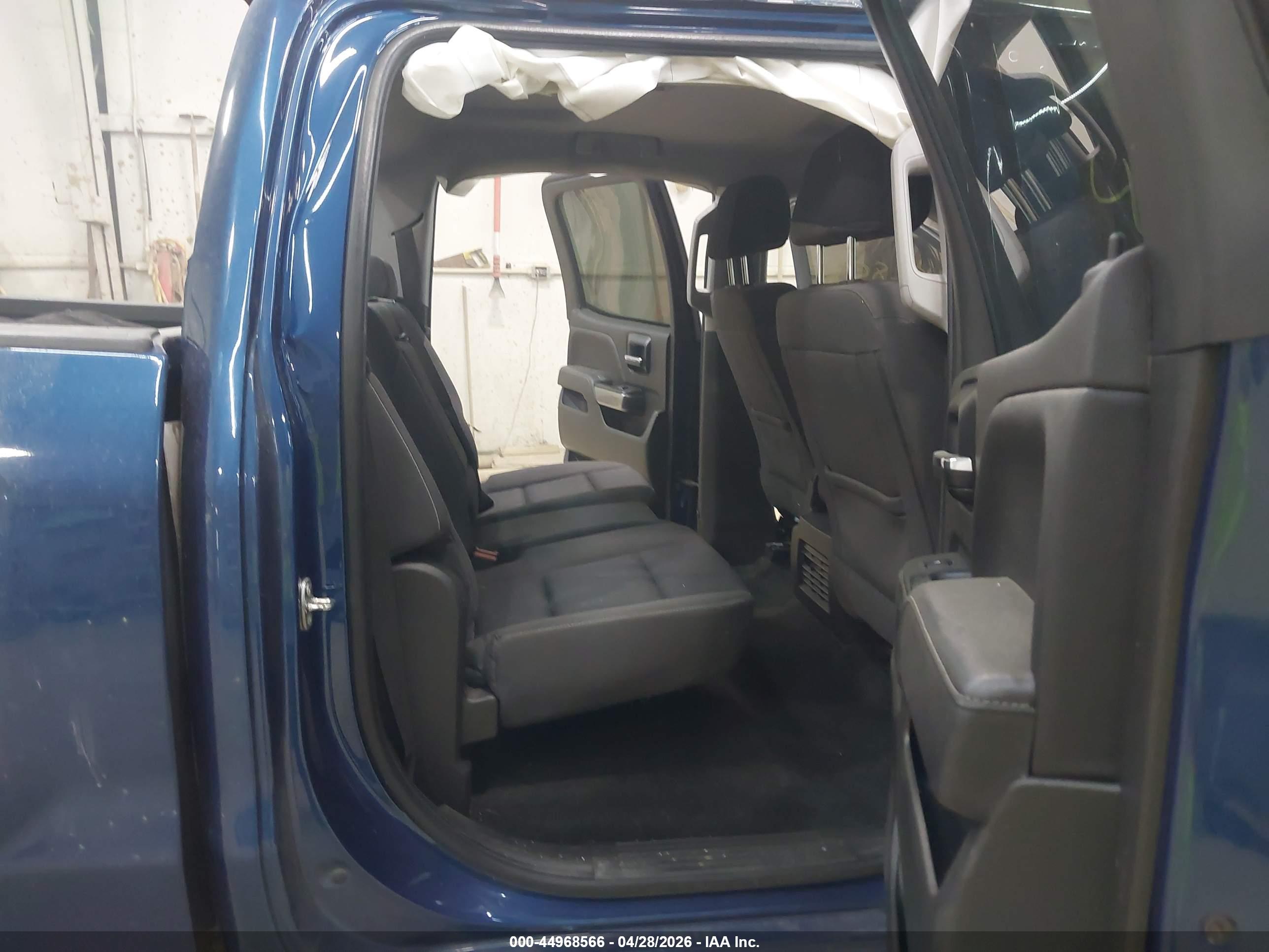 CHEVROLET SILVERADO image 8