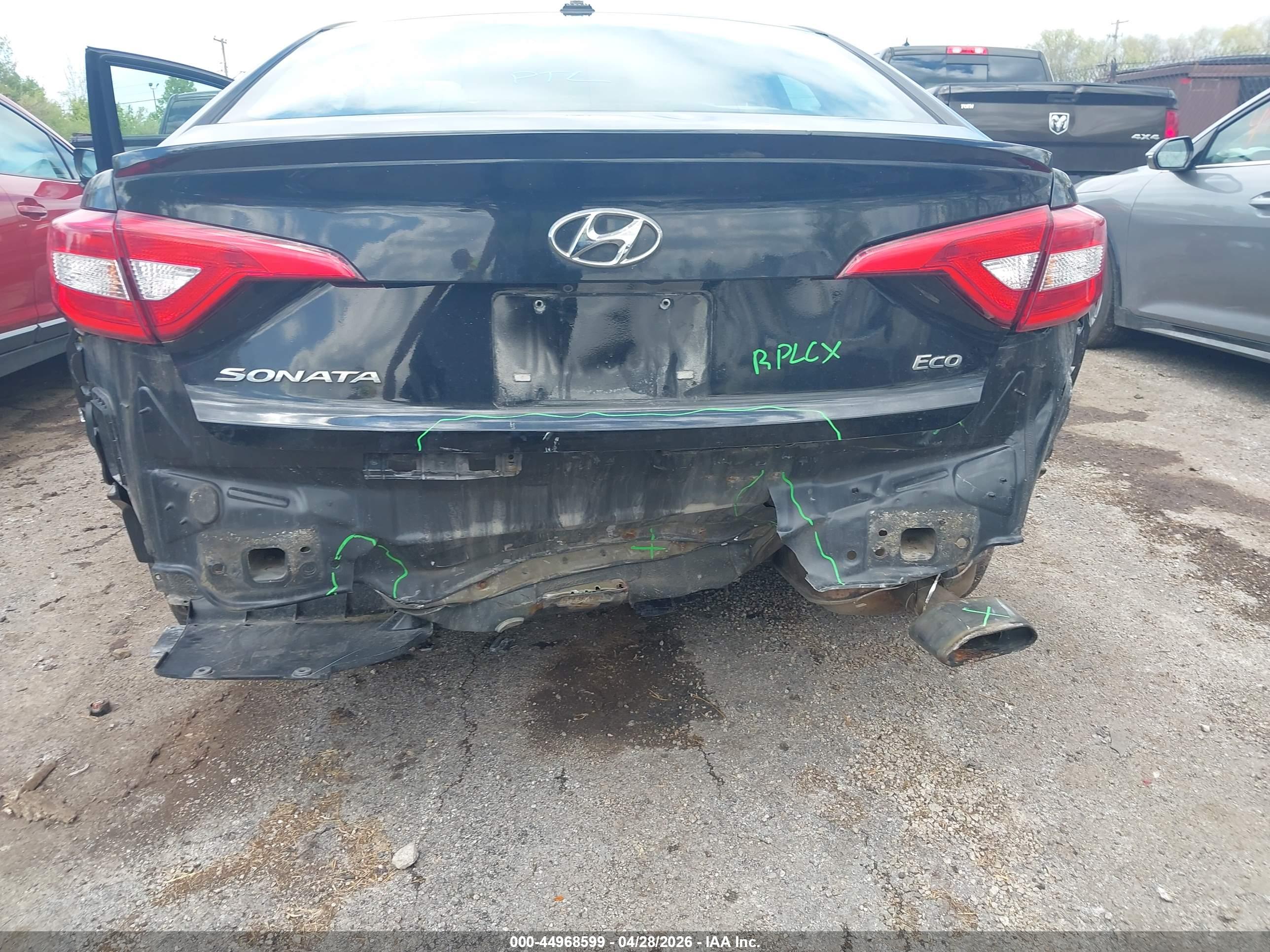 HYUNDAI SONATA image 6