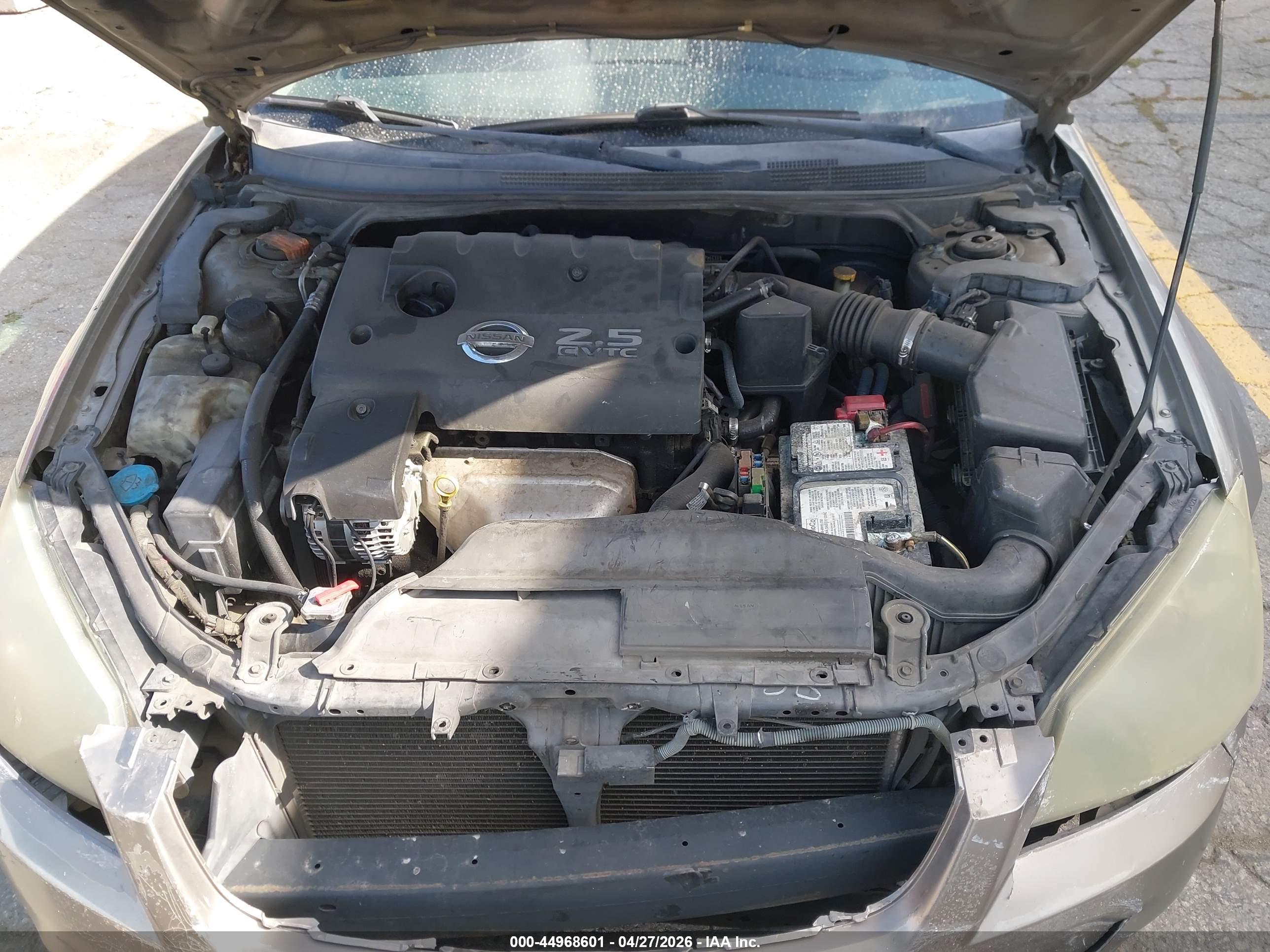 NISSAN ALTIMA image 10
