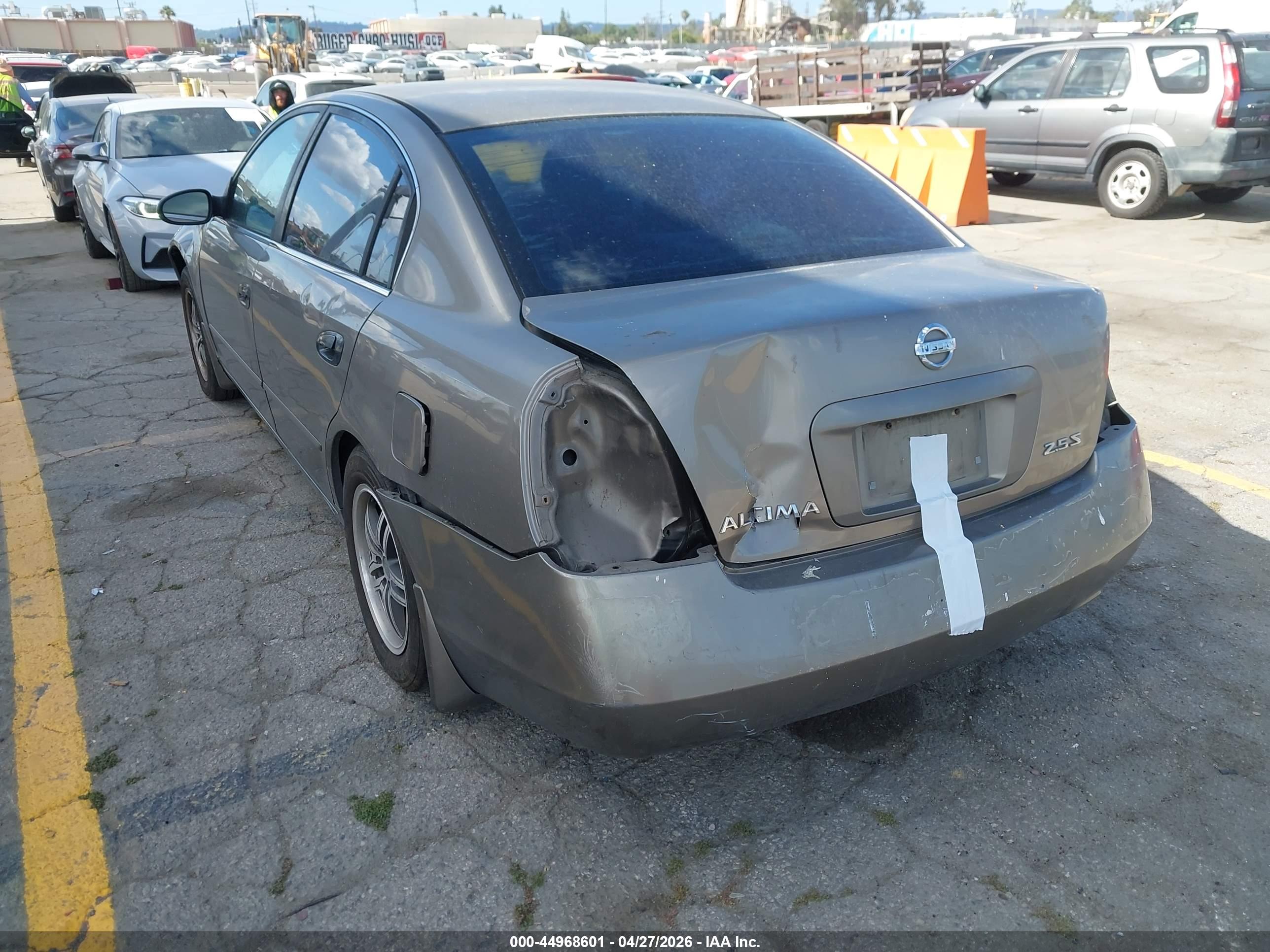 NISSAN ALTIMA image 3