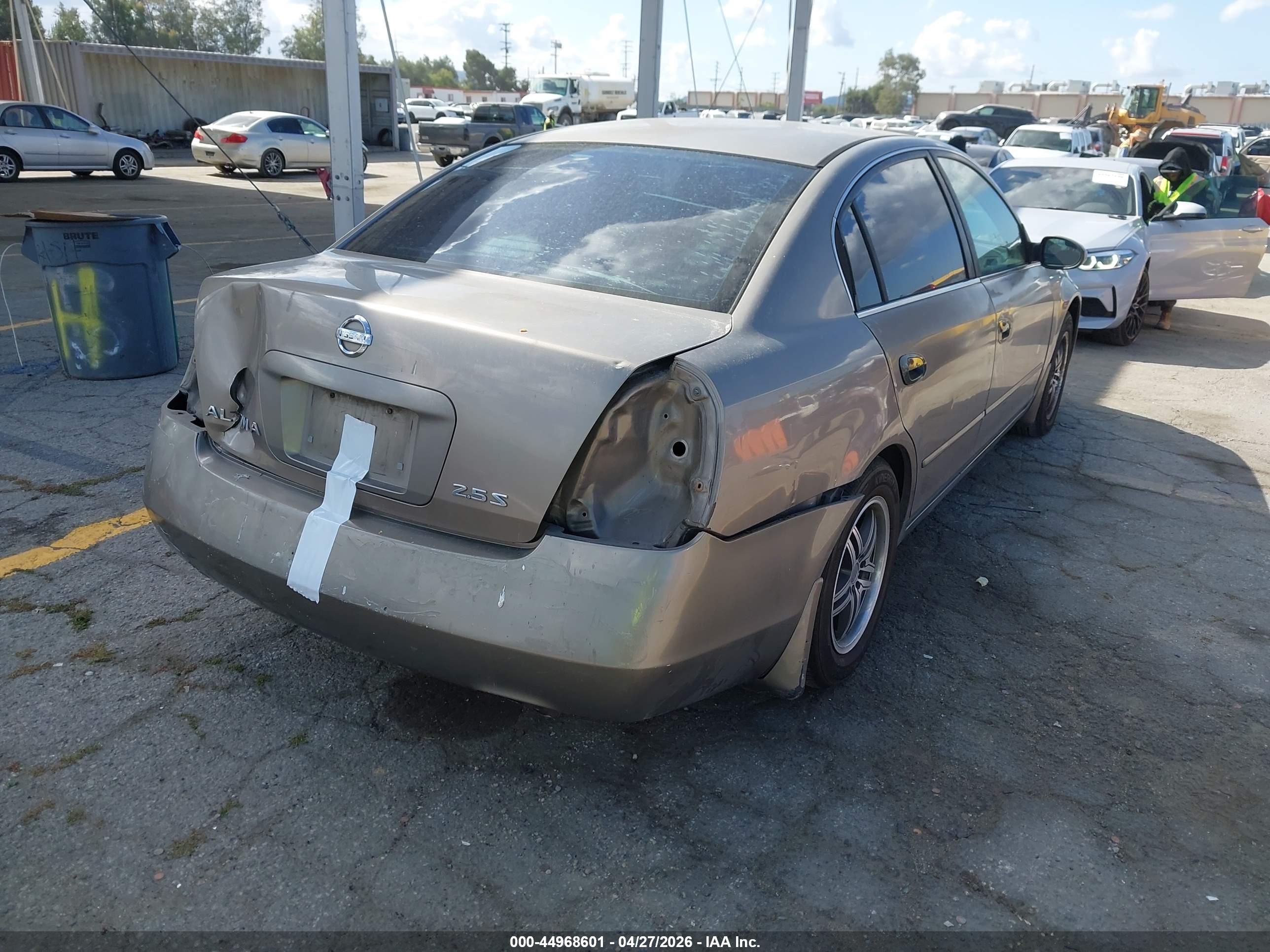NISSAN ALTIMA image 4
