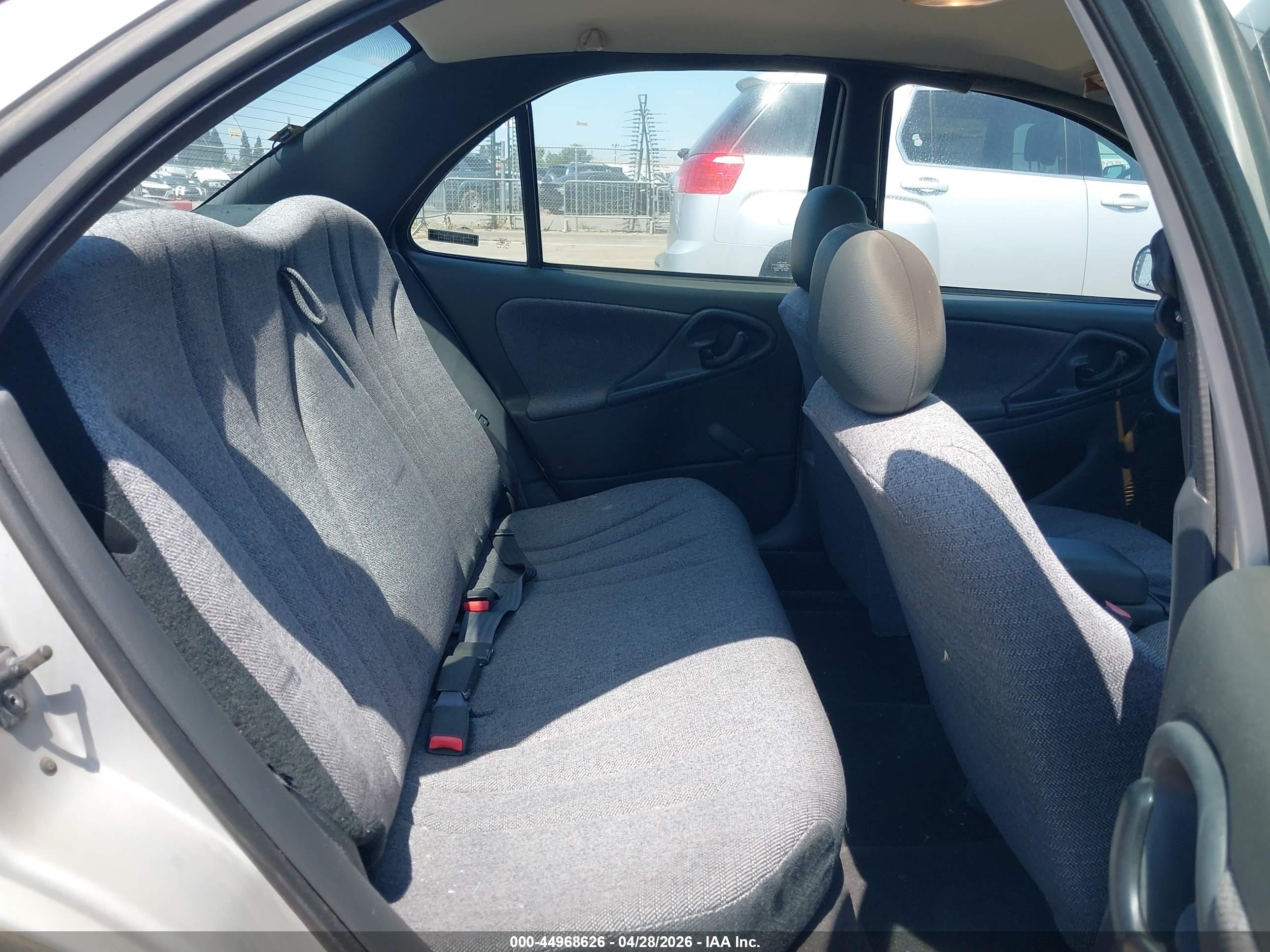 CHEVROLET CAVALIER image 8