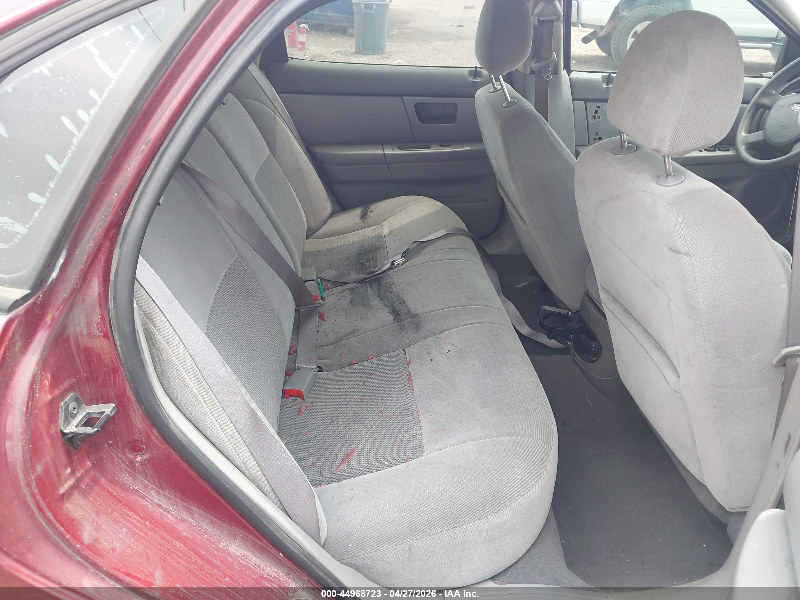 FORD TAURUS image 8