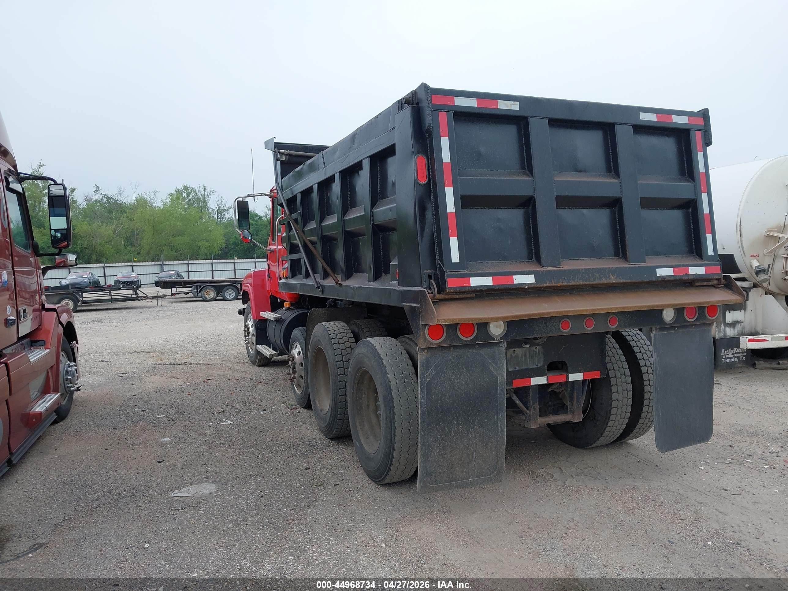 MACK 600 image 3