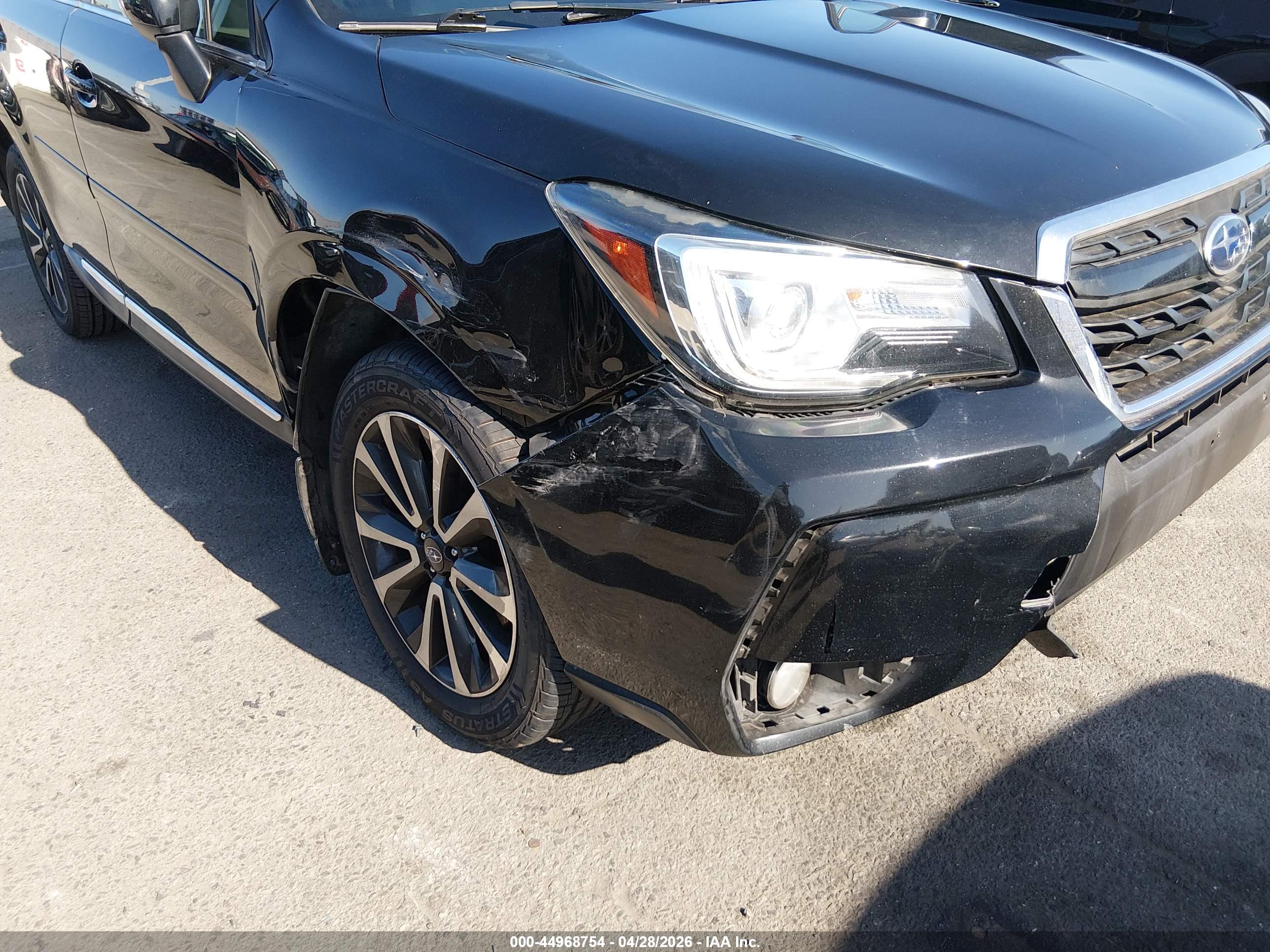 SUBARU FORESTER image 6