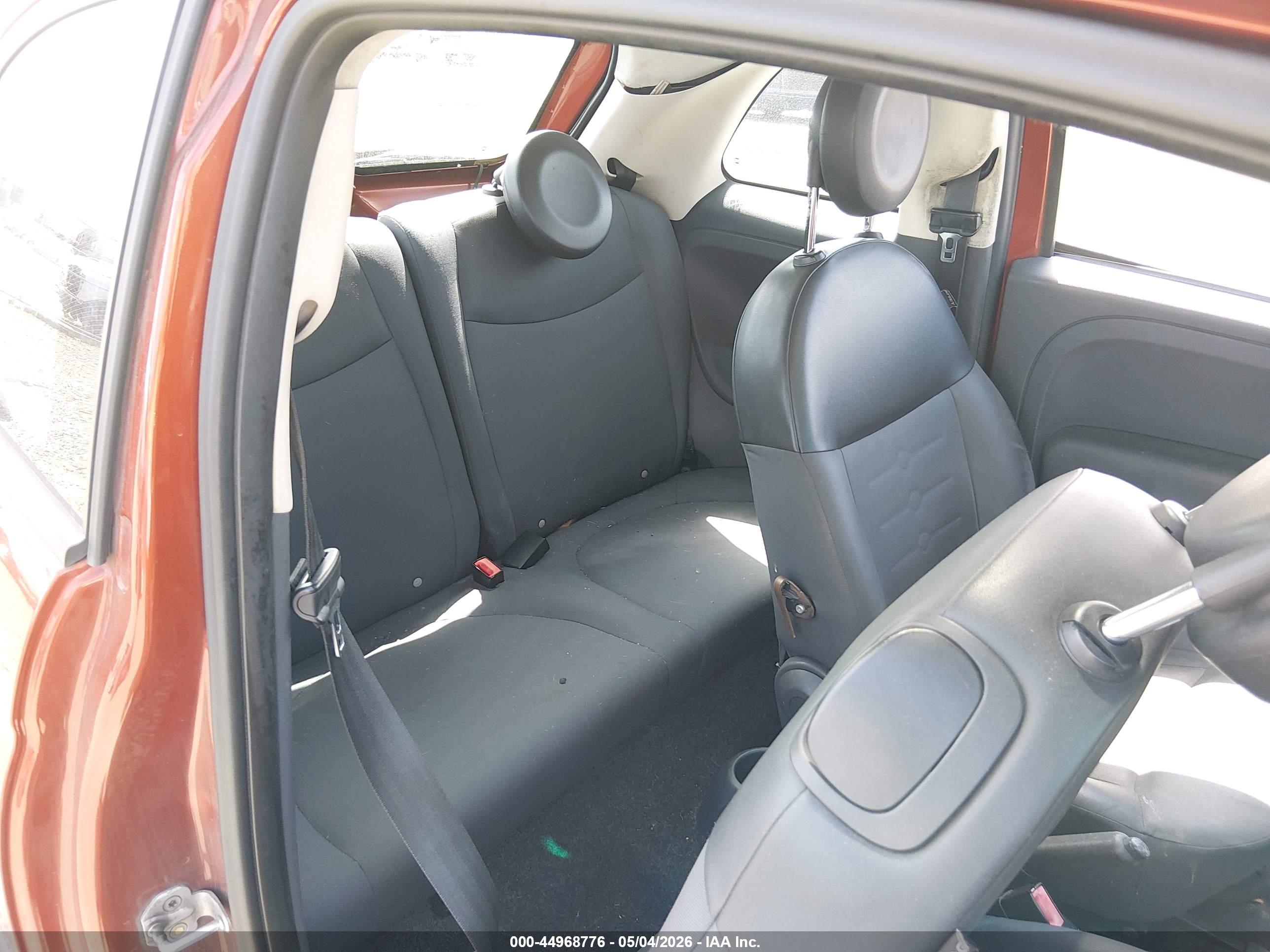 FIAT 500 image 8