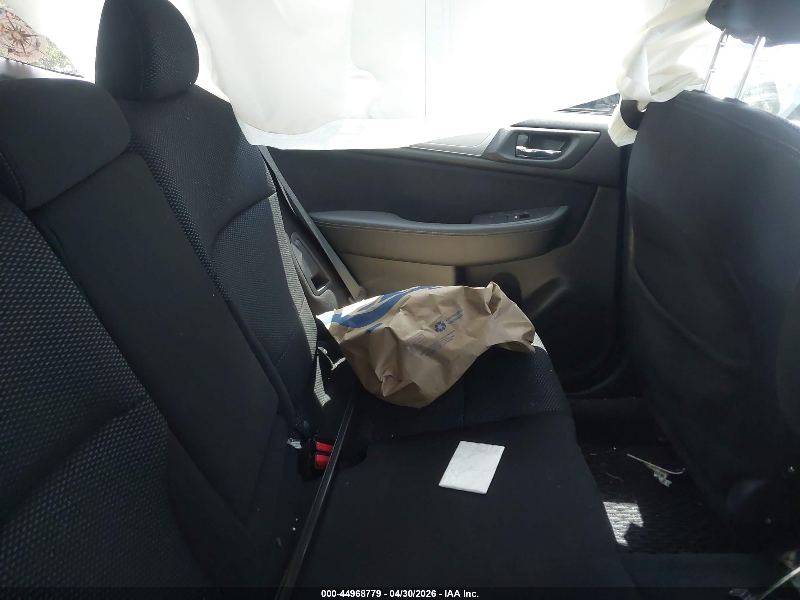 SUBARU OUTBACK image 8
