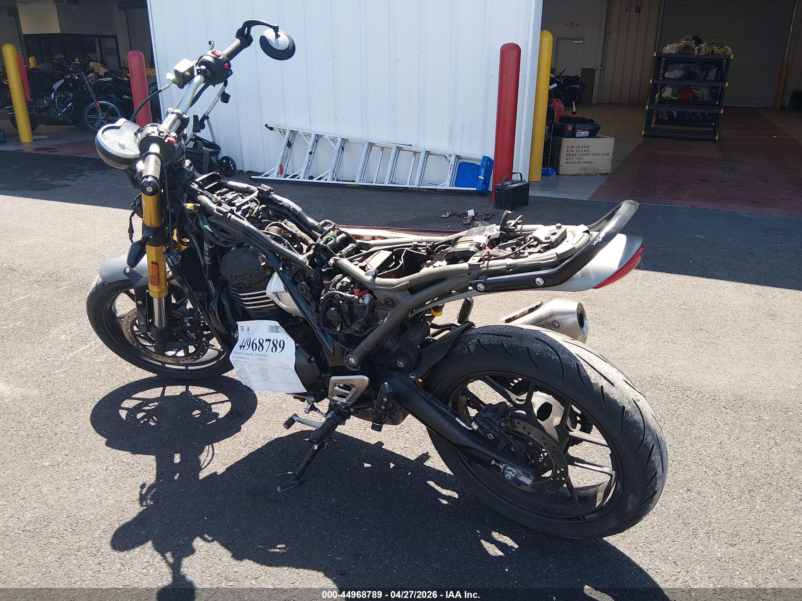 TRIUMPH MOTORCYCLE image 3