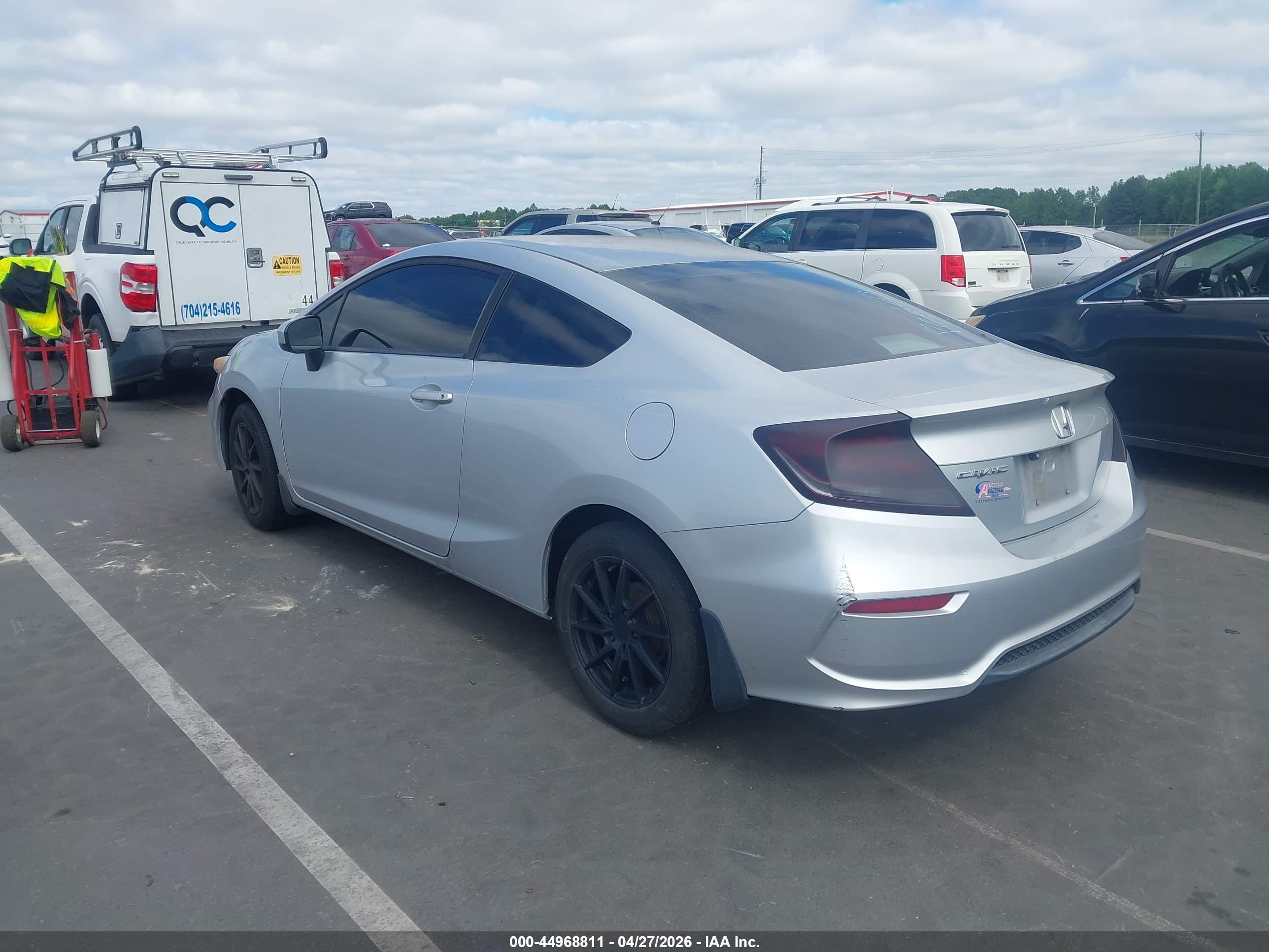 HONDA CIVIC image 3