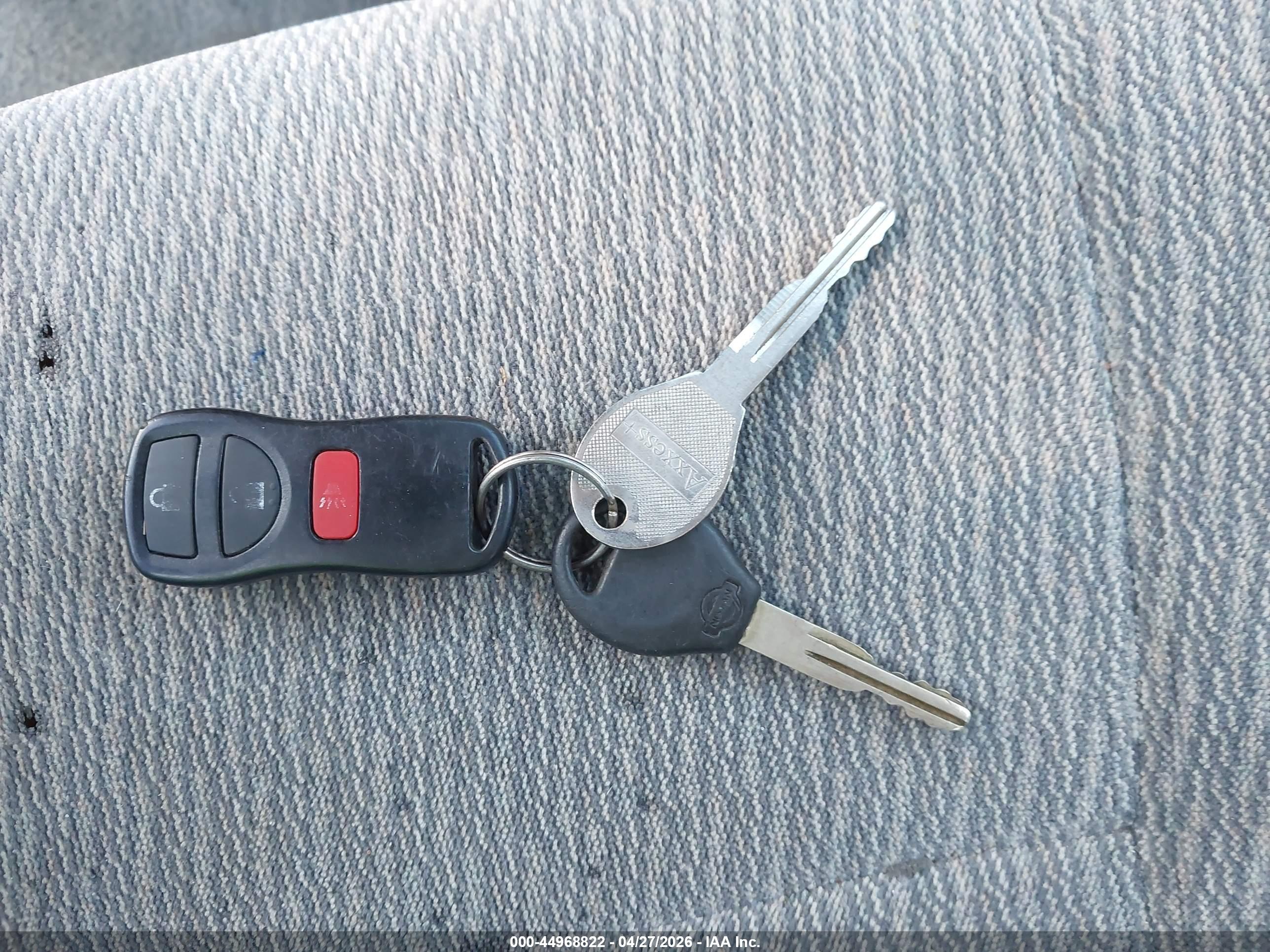 NISSAN FRONTIER image 11