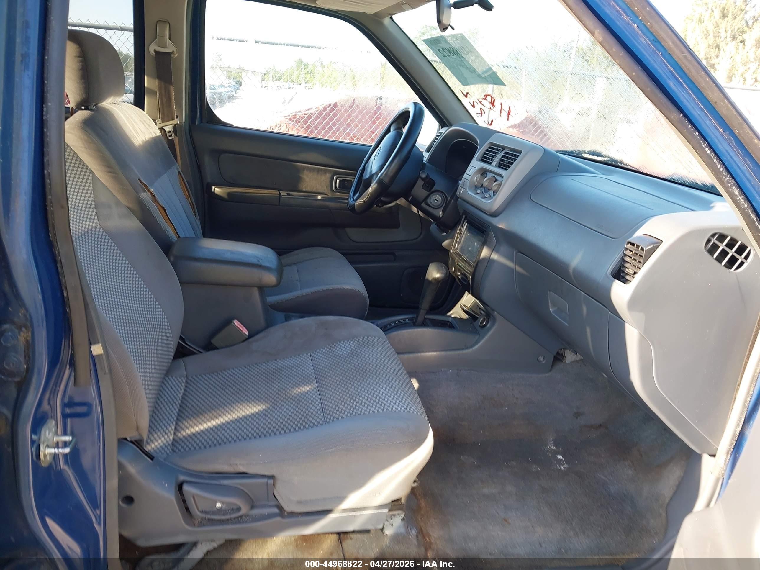 NISSAN FRONTIER image 5