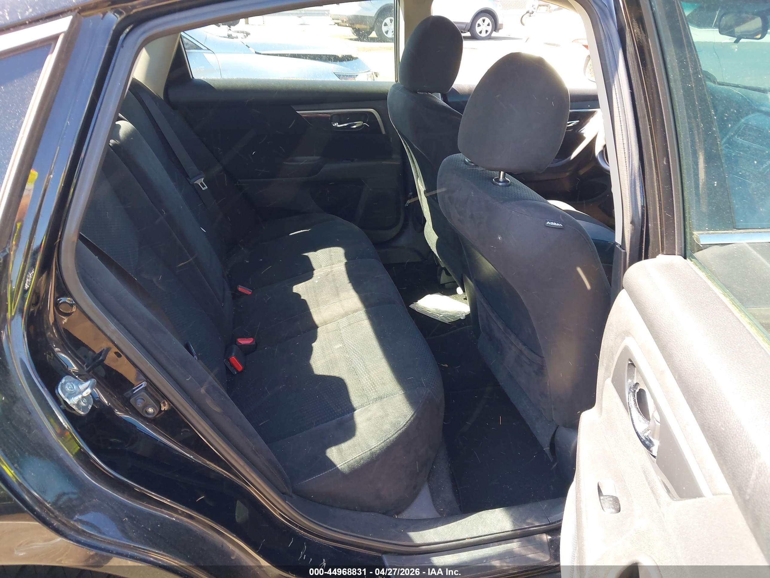 NISSAN ALTIMA image 8
