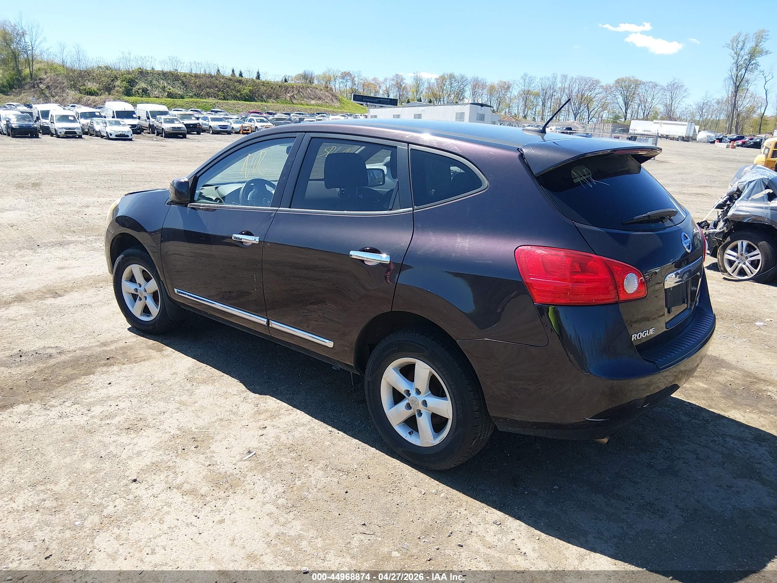 NISSAN ROGUE image 3
