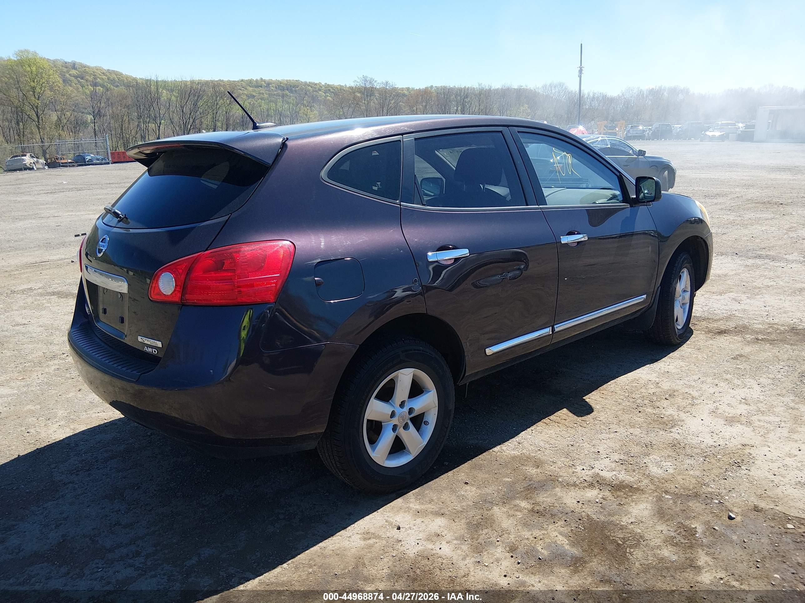 NISSAN ROGUE image 4