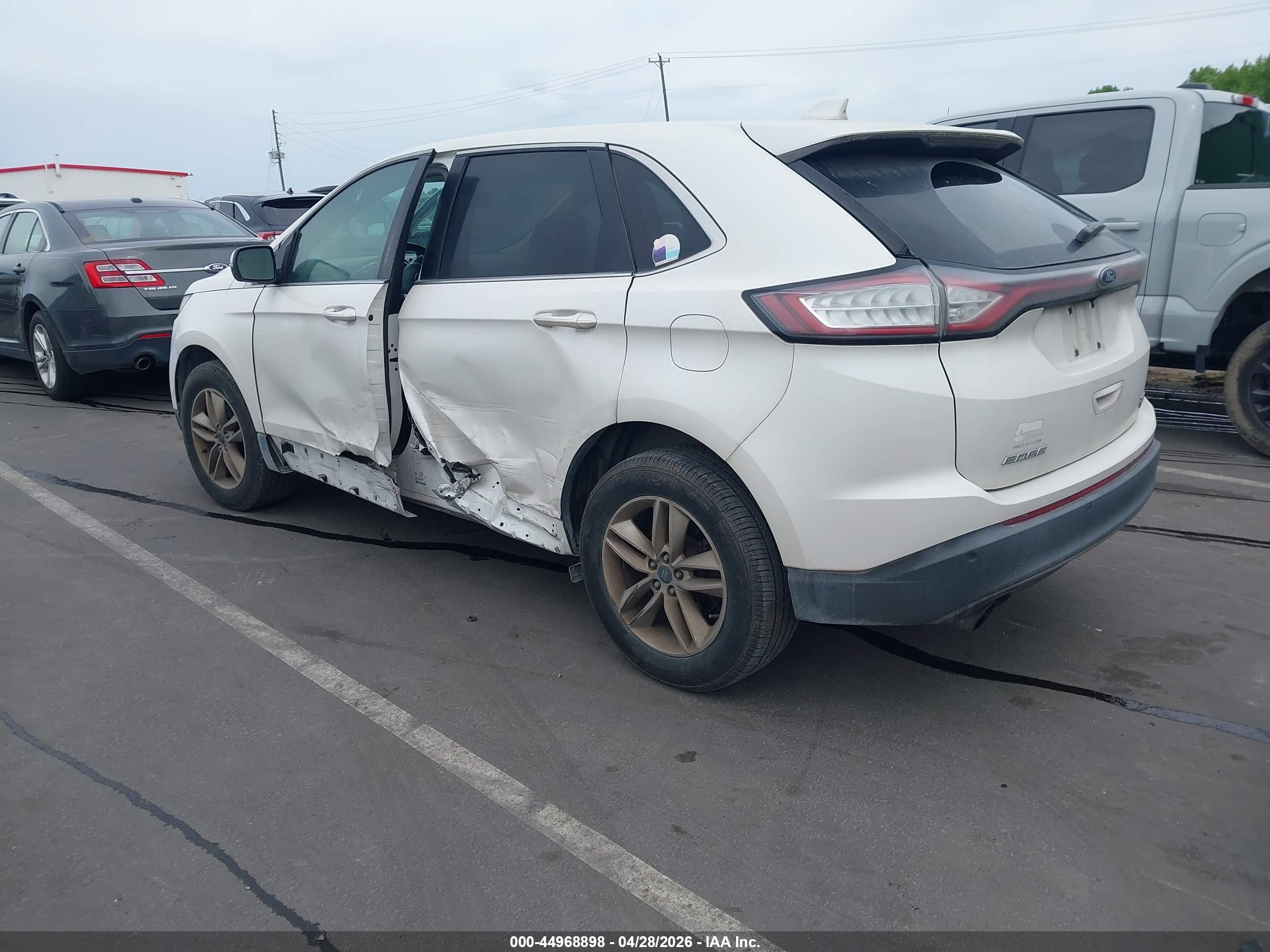 FORD EDGE image 3