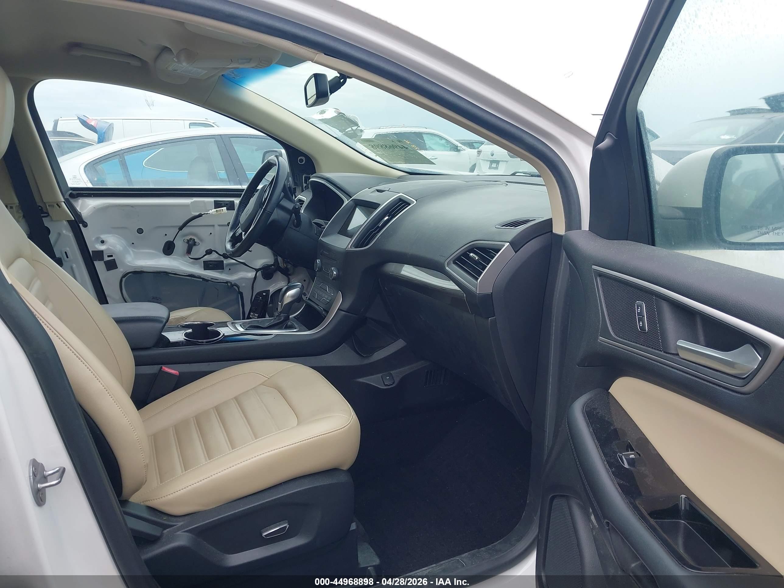FORD EDGE image 5