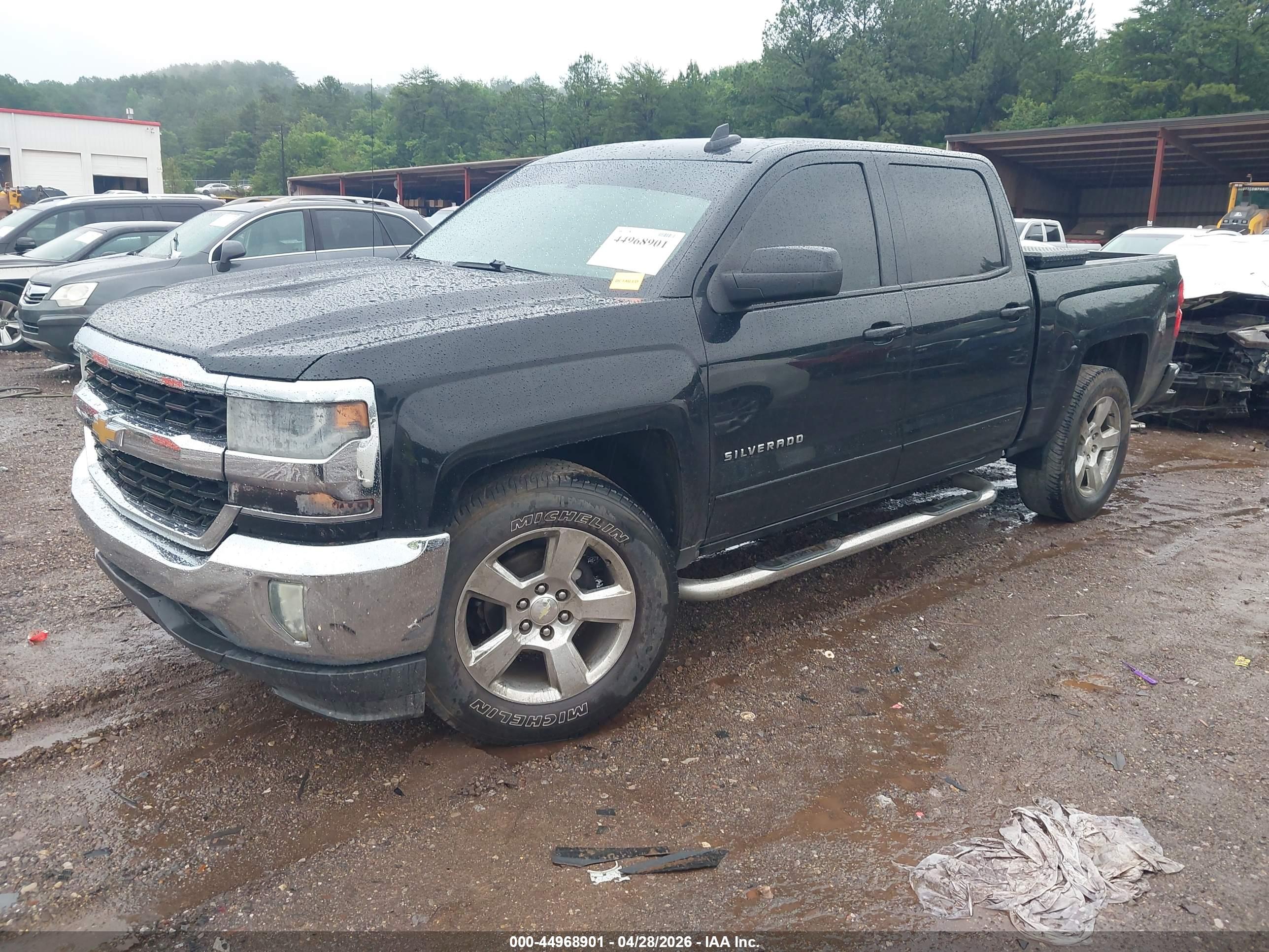 CHEVROLET SILVERADO image 2