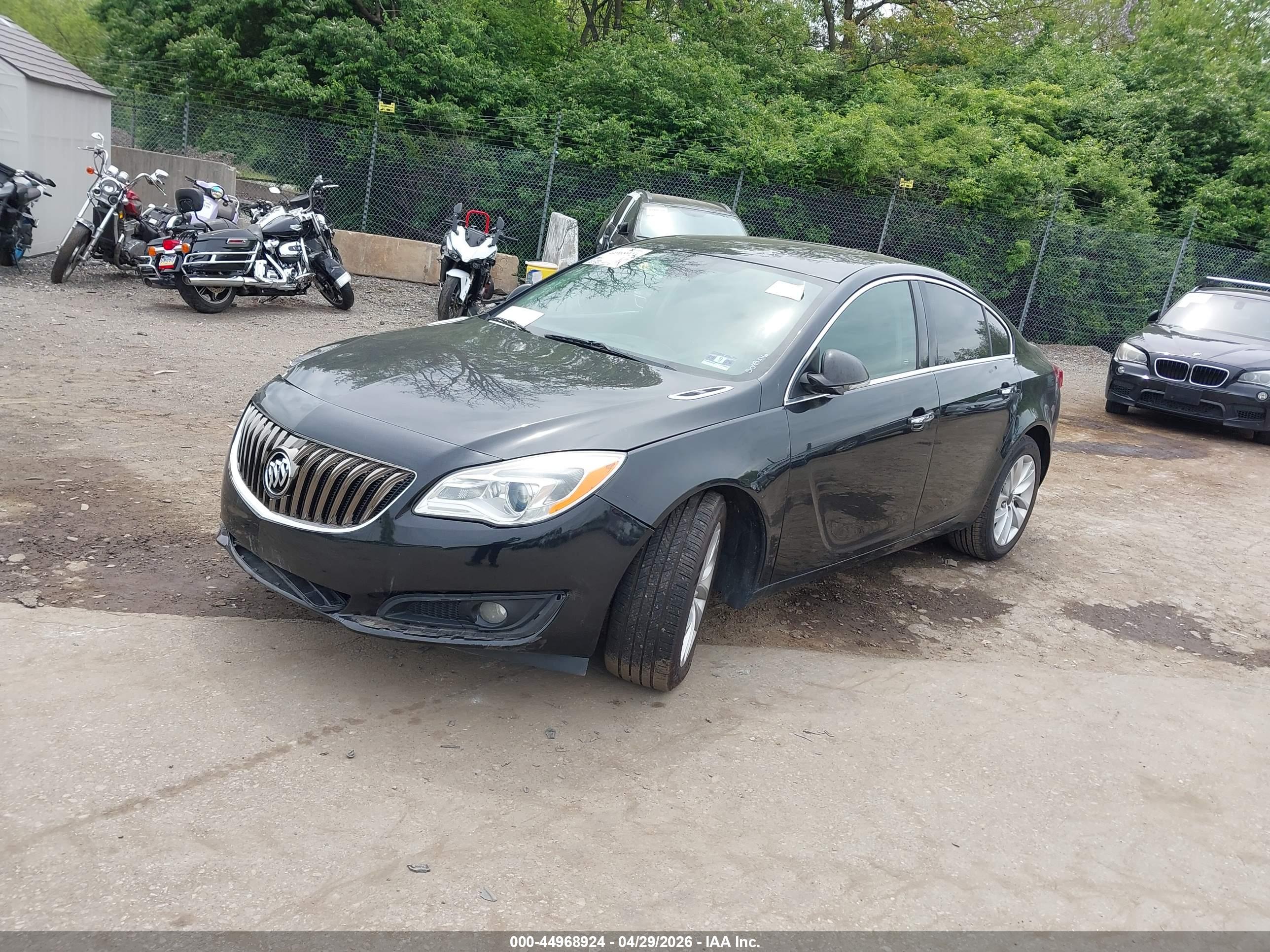 BUICK REGAL image 2