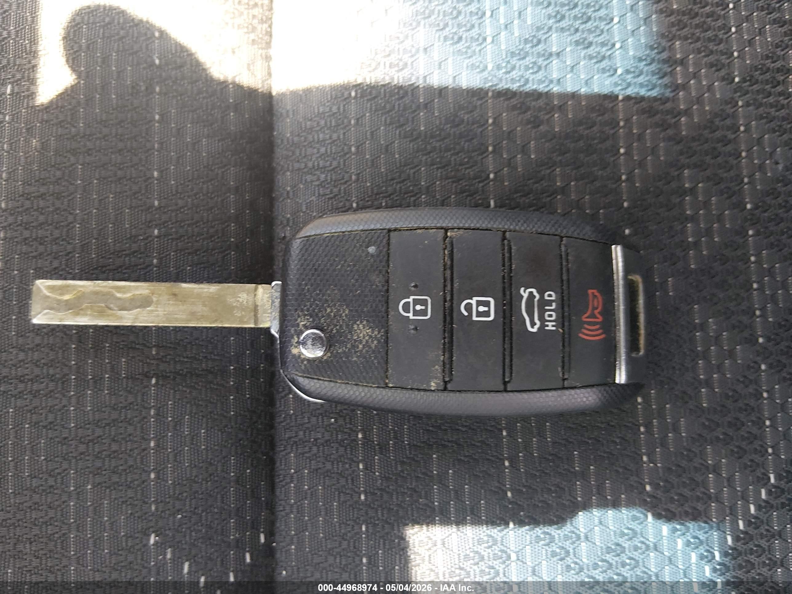 KIA RIO image 11