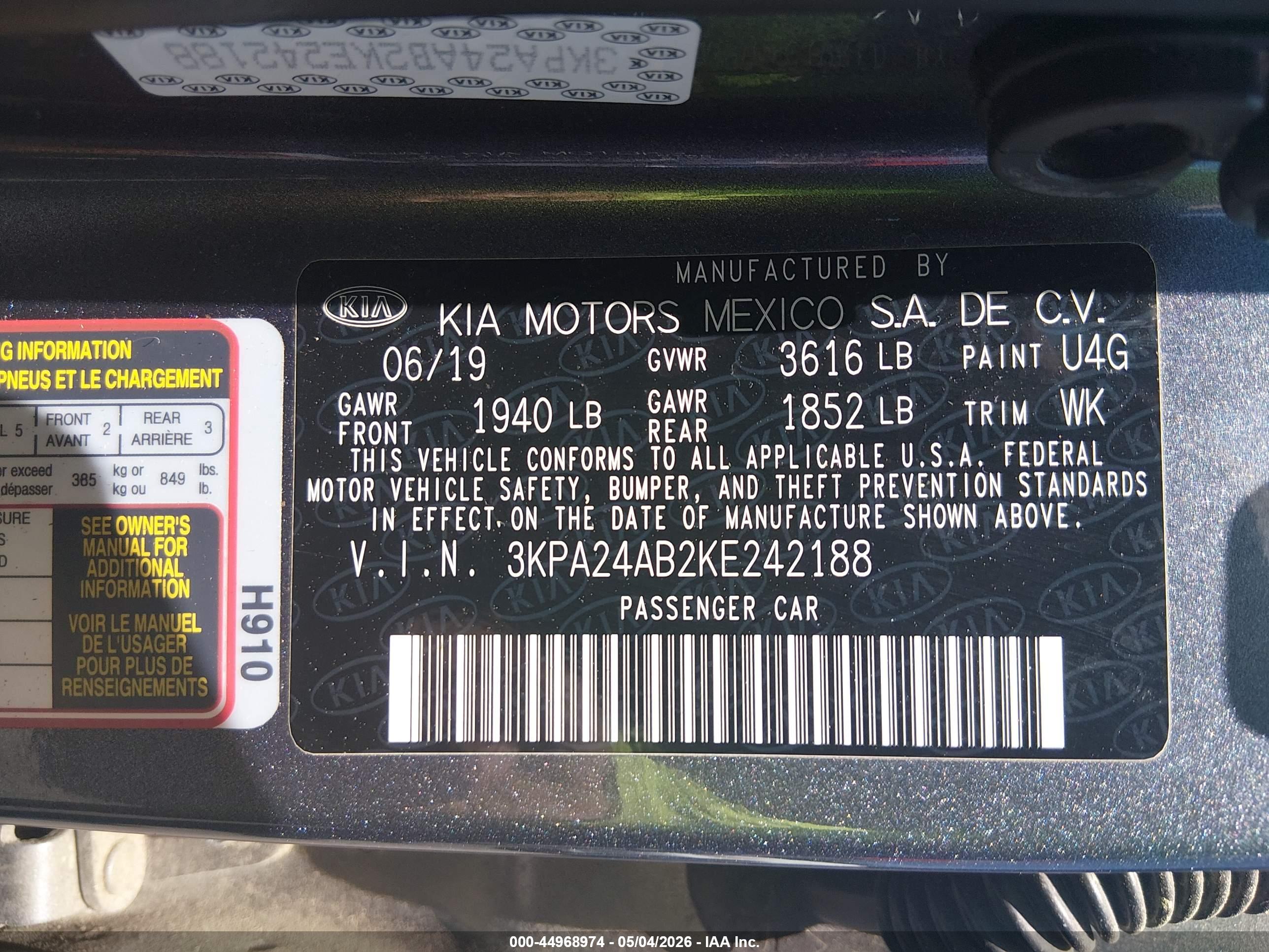 KIA RIO image 9