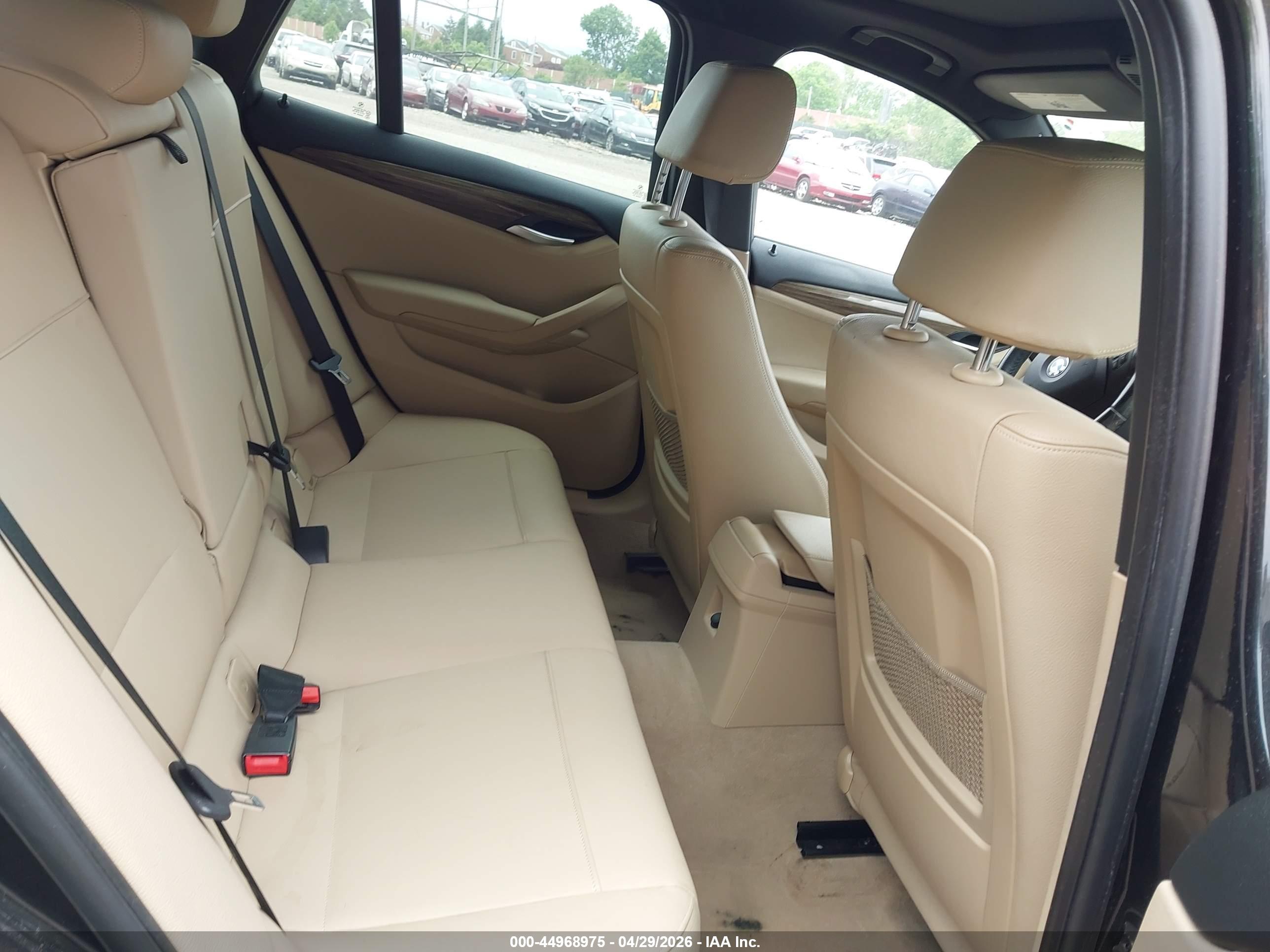 BMW X1 image 8